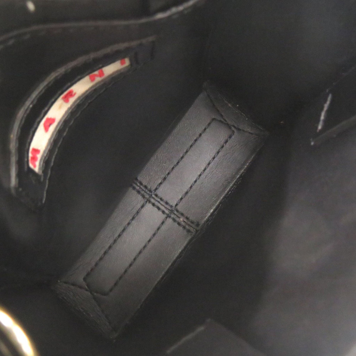 Marni Black Leather Handbag Shoulder Bag (Pre-Owned)
