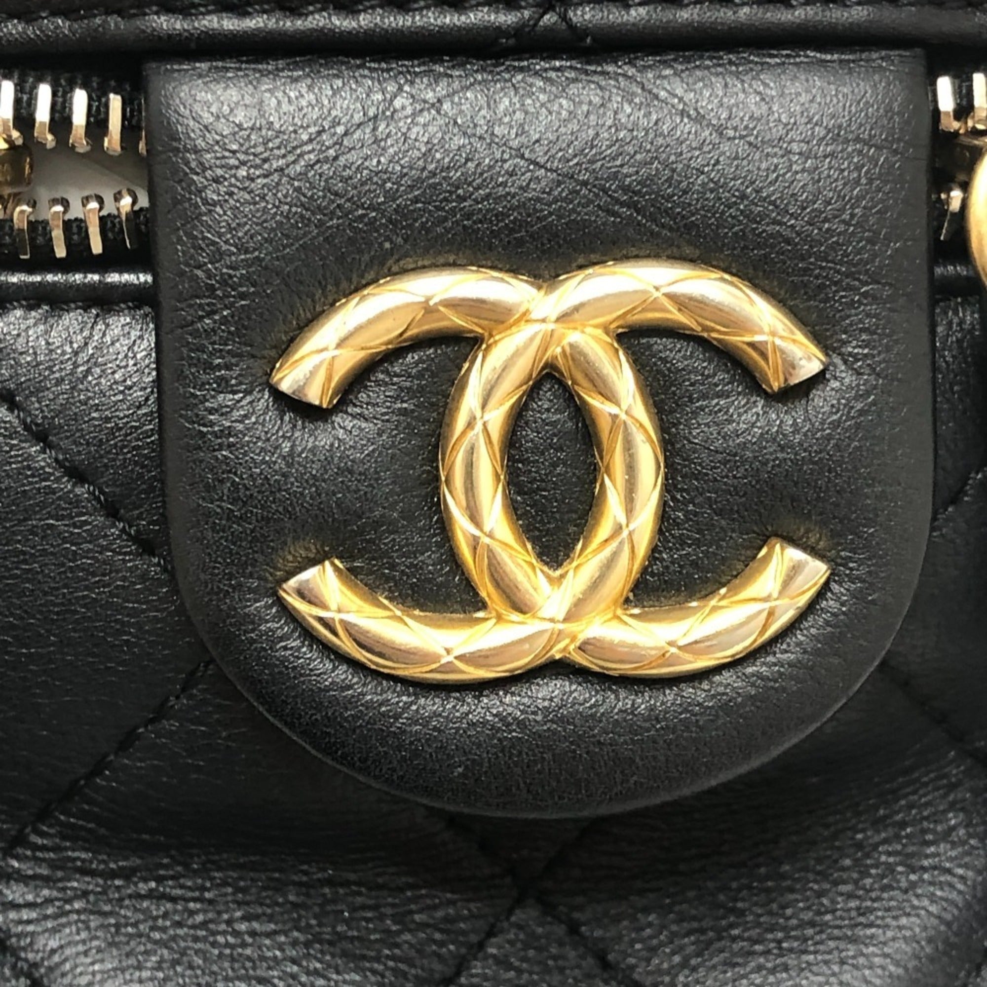 Chanel Black Shoulder Bag Vanity Bag (Pre-Owned)