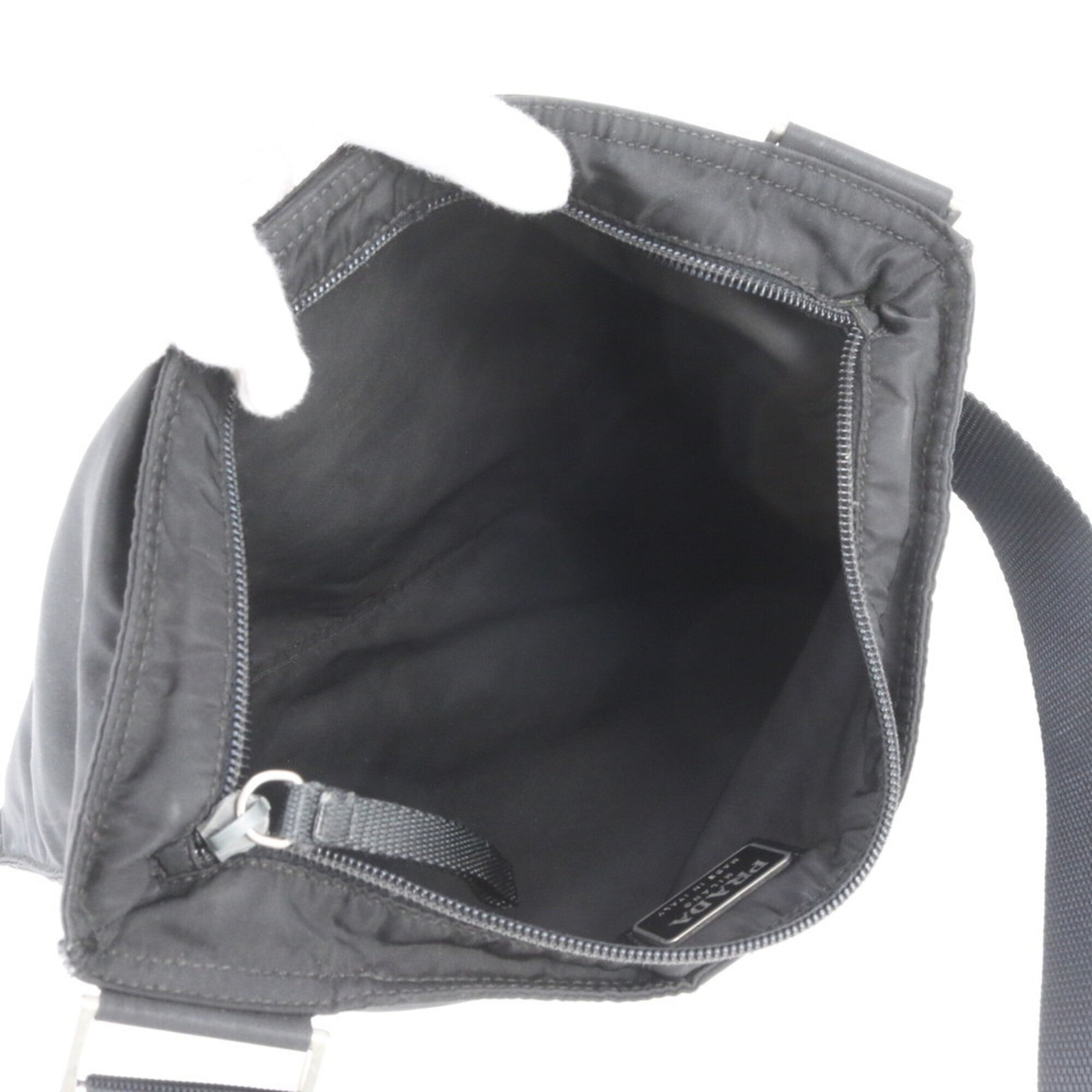 Prada Black Messenger Bag Shoulder Bag (Pre-Owned)