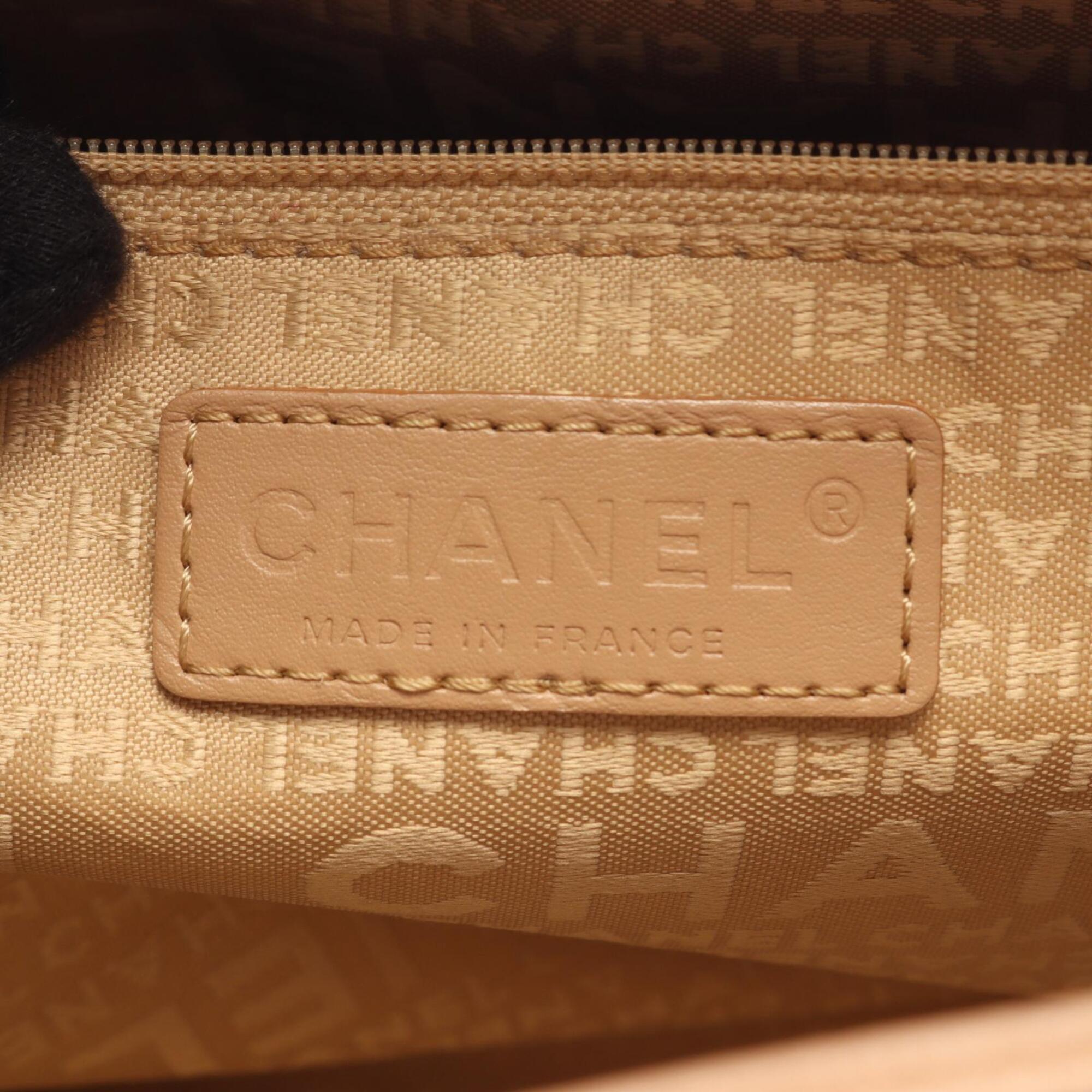 Chanel Beige Grained Calfskin Handbag Tote Bag (Pre-Owned)