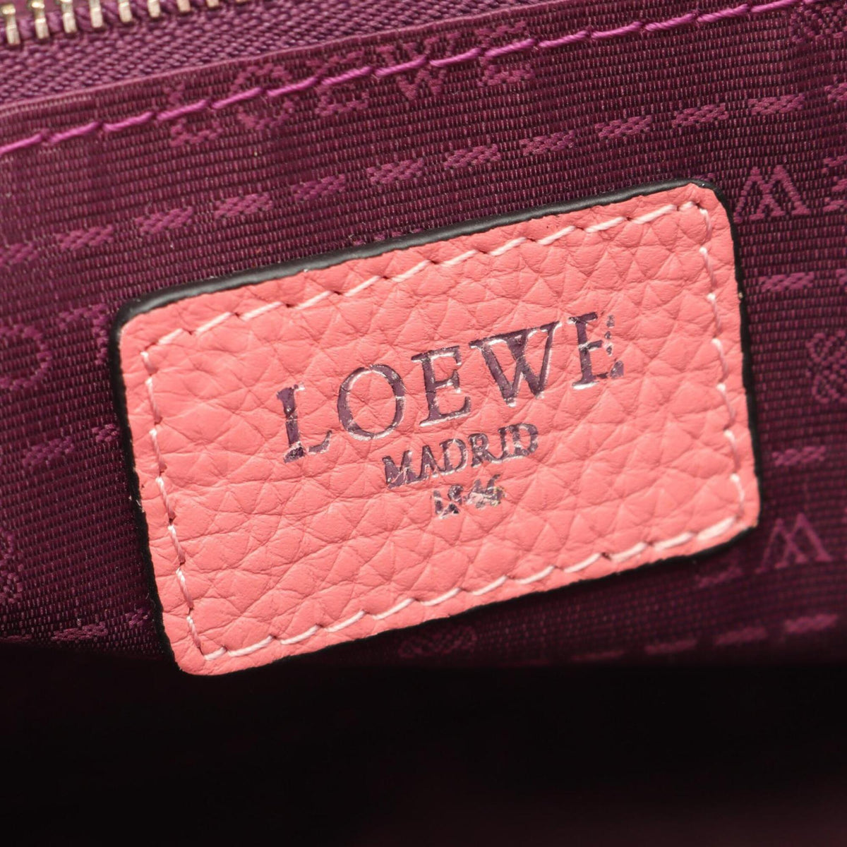 Loewe Pink Leather Handbag (Pre-Owned)