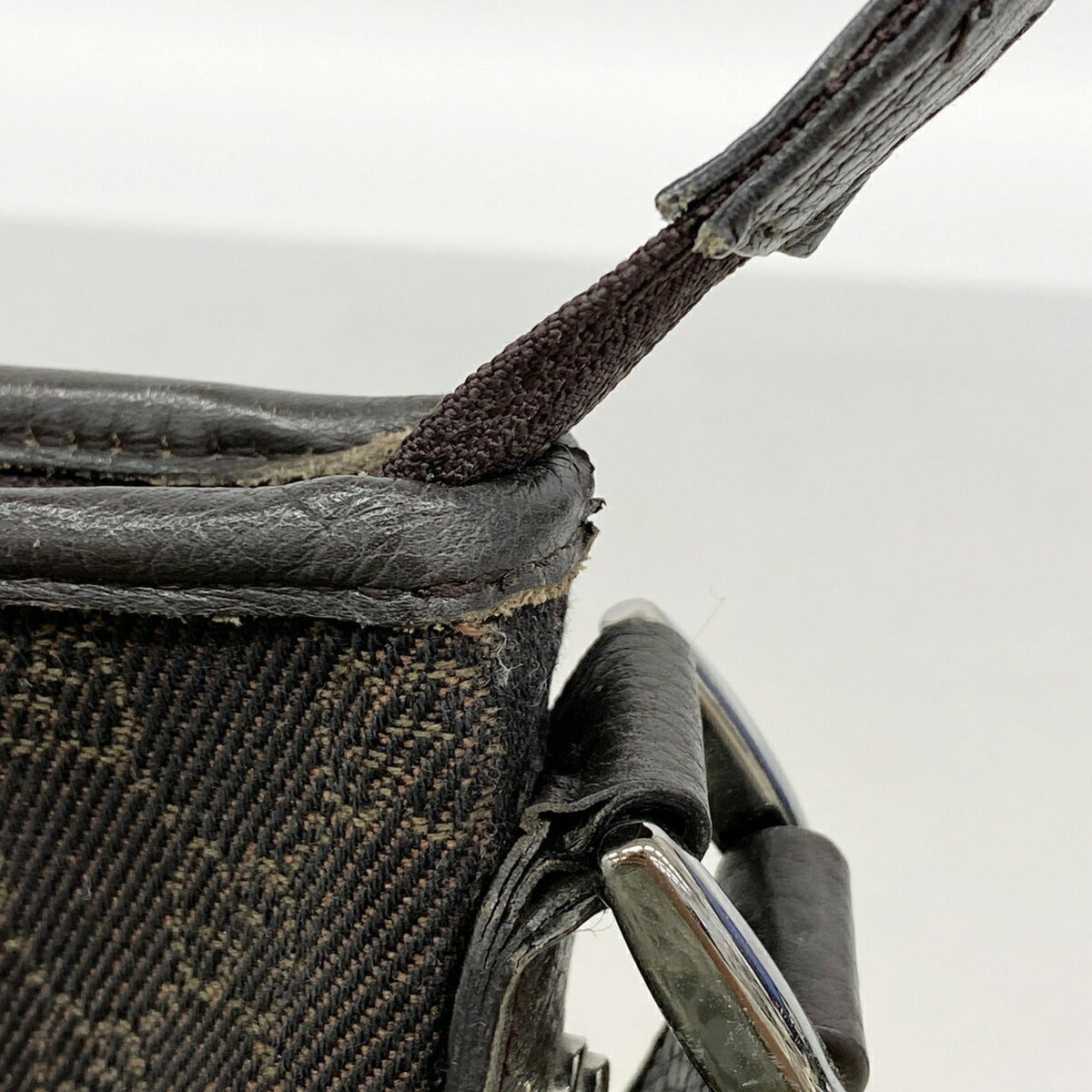 Gucci Brown Canvas Shoulder Bag (Pre-Owned)