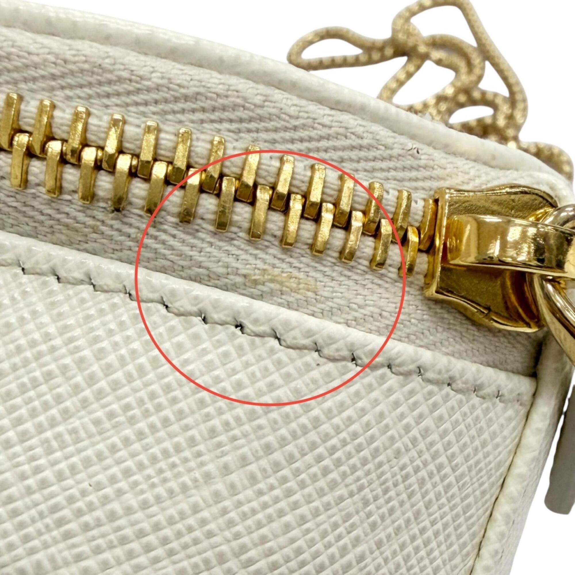 Prada White Leather Pouch (Pre-Owned)