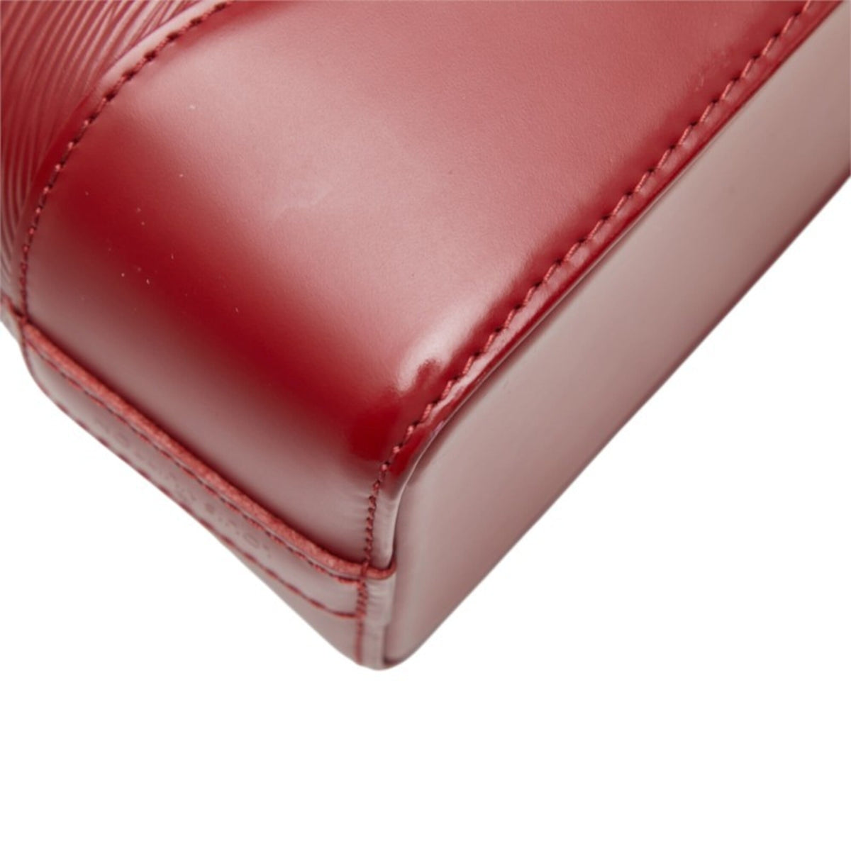 Louis Vuitton Red Color Epi Leather Shoulder Bag (Pre-Owned)