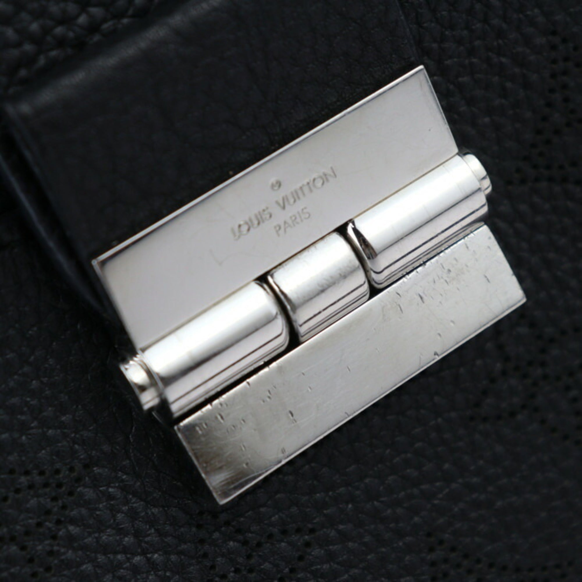 Louis Vuitton Black Leather Handbag Shoulder Bag Tote Bag (Pre-Owned)
