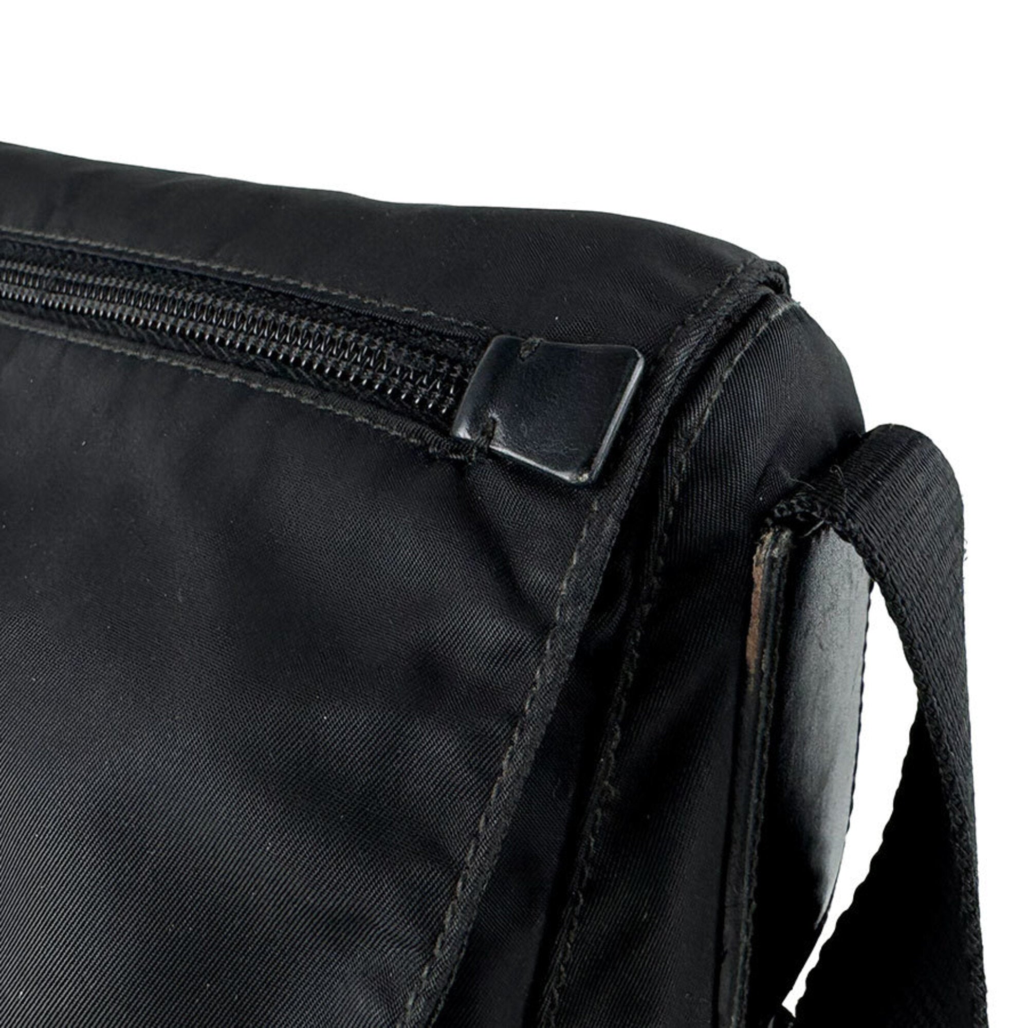 Prada Black Nylon Leather Shoulder Bag (Pre-Owned)