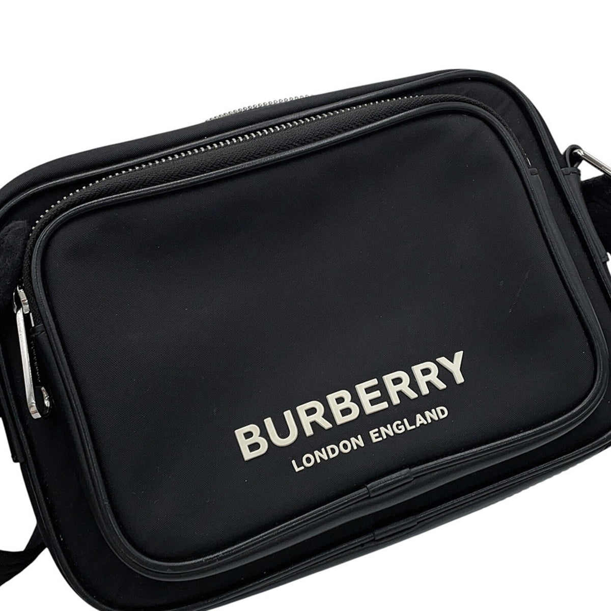 Burberry Black Nylon Shoulder Bag (Pre-Owned)