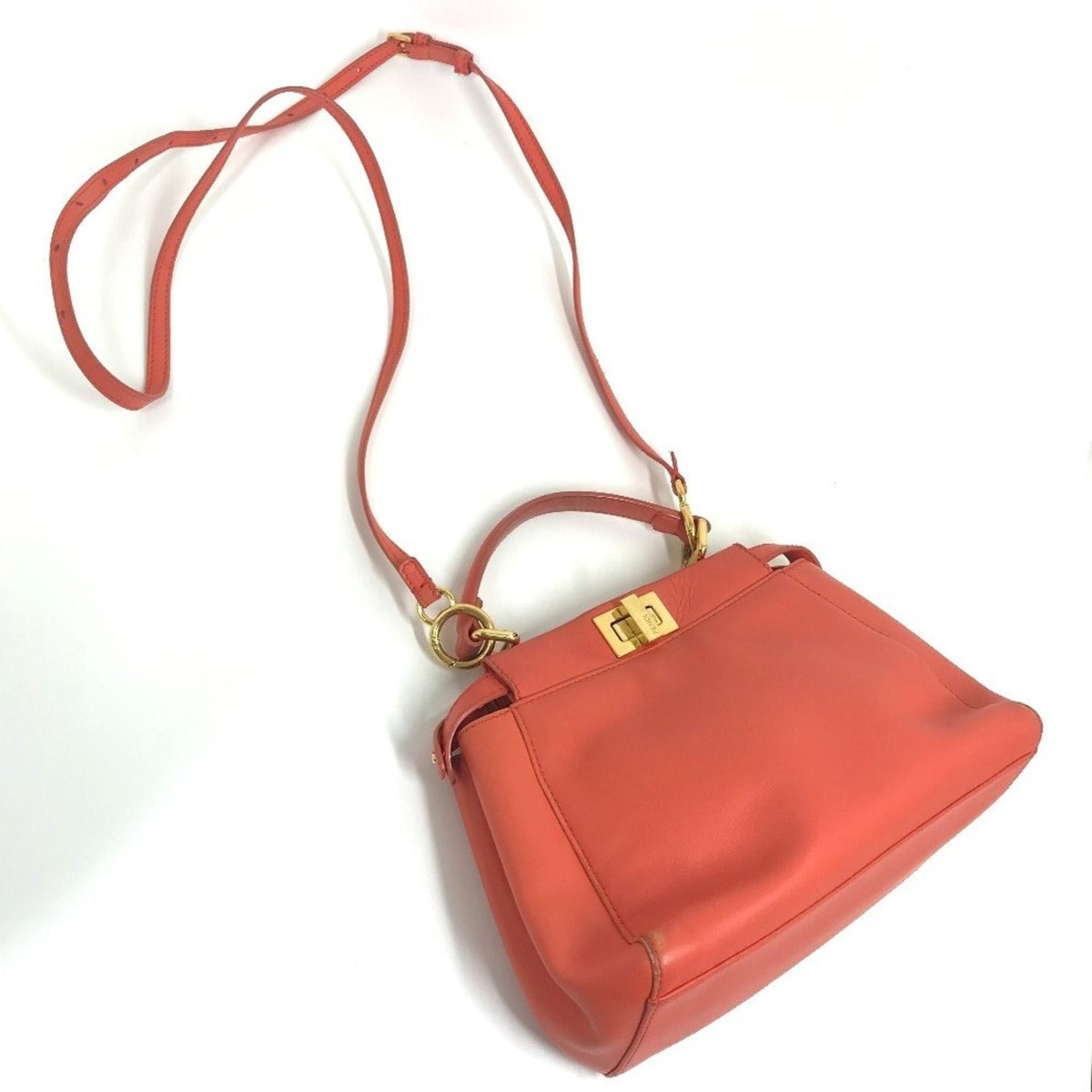 Fendi Pink Leather Handbag (Pre-Owned)