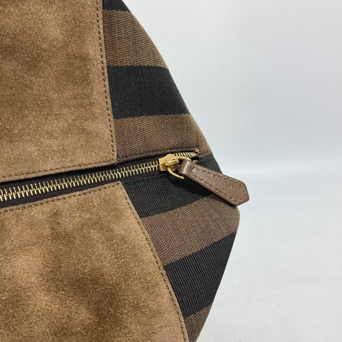 Fendi Brown Leather Handbag (Pre-Owned)