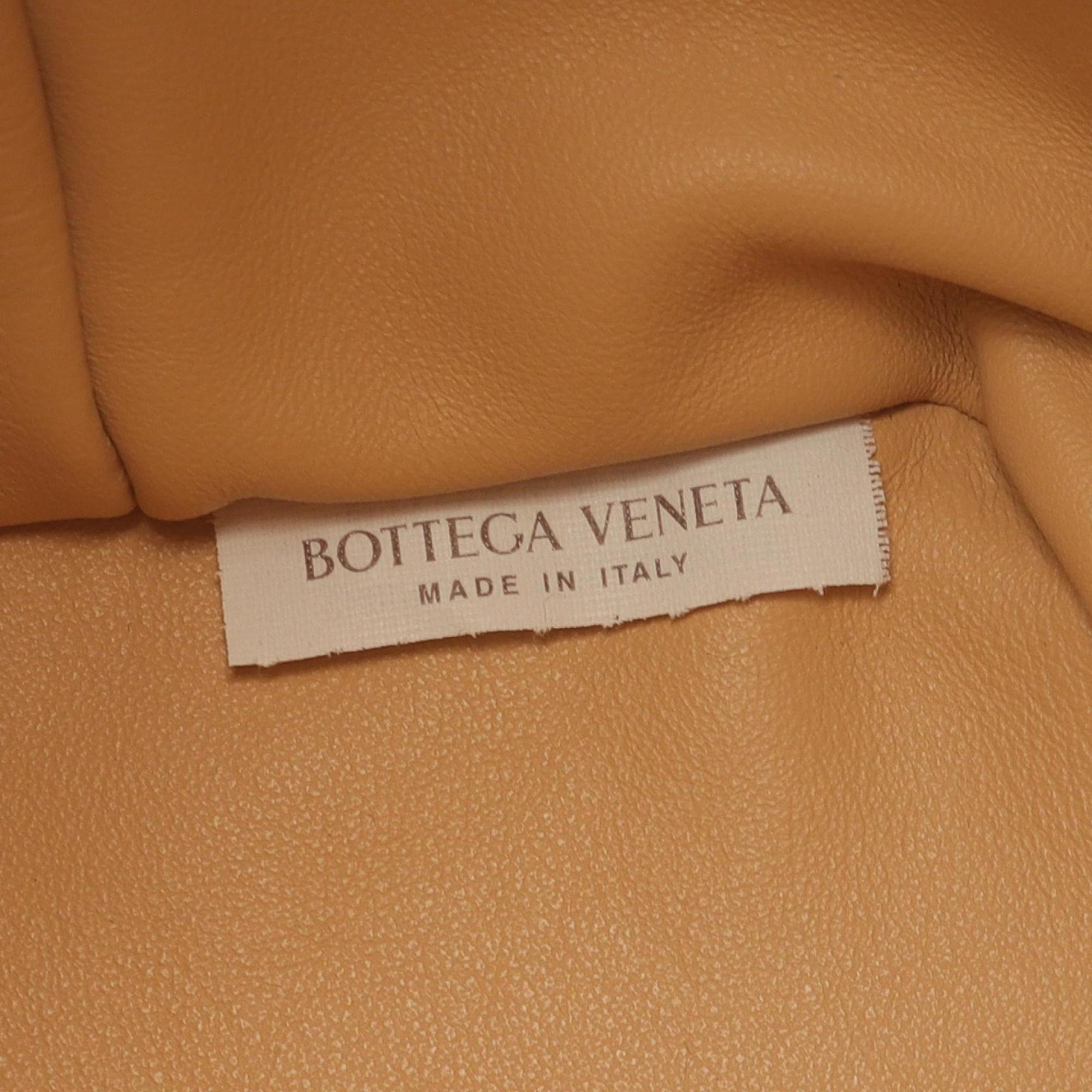 Bottega Veneta Beige Leather Handbag (Pre-Owned)
