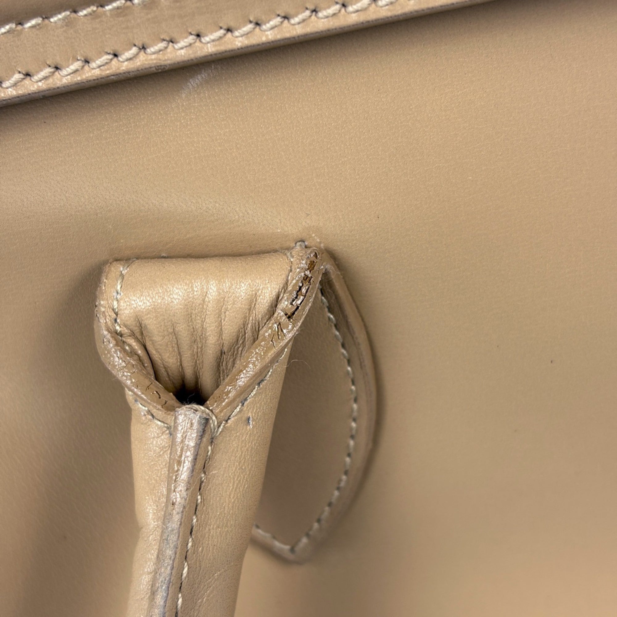 Gucci Beige Leather Handbag (Pre-Owned)
