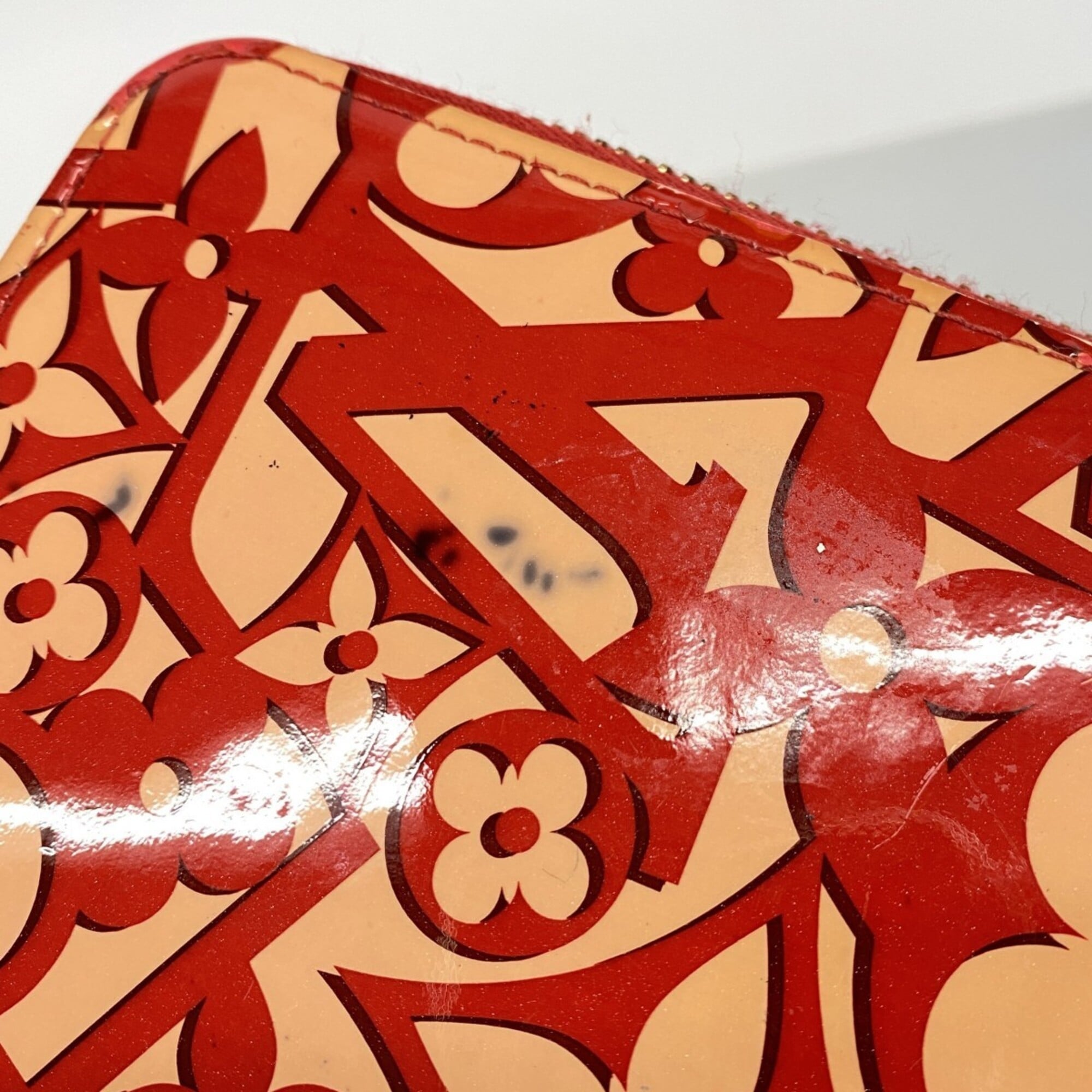 Louis Vuitton Pomme D'amour Long Wallet (Bi-Fold) (Pre-Owned)