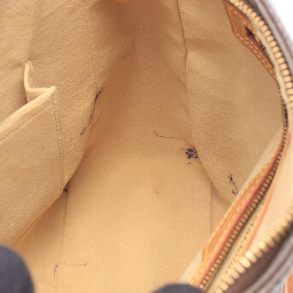 Louis Vuitton Brown Coated Canvas Handbag Shoulder Bag (Pre-Owned)