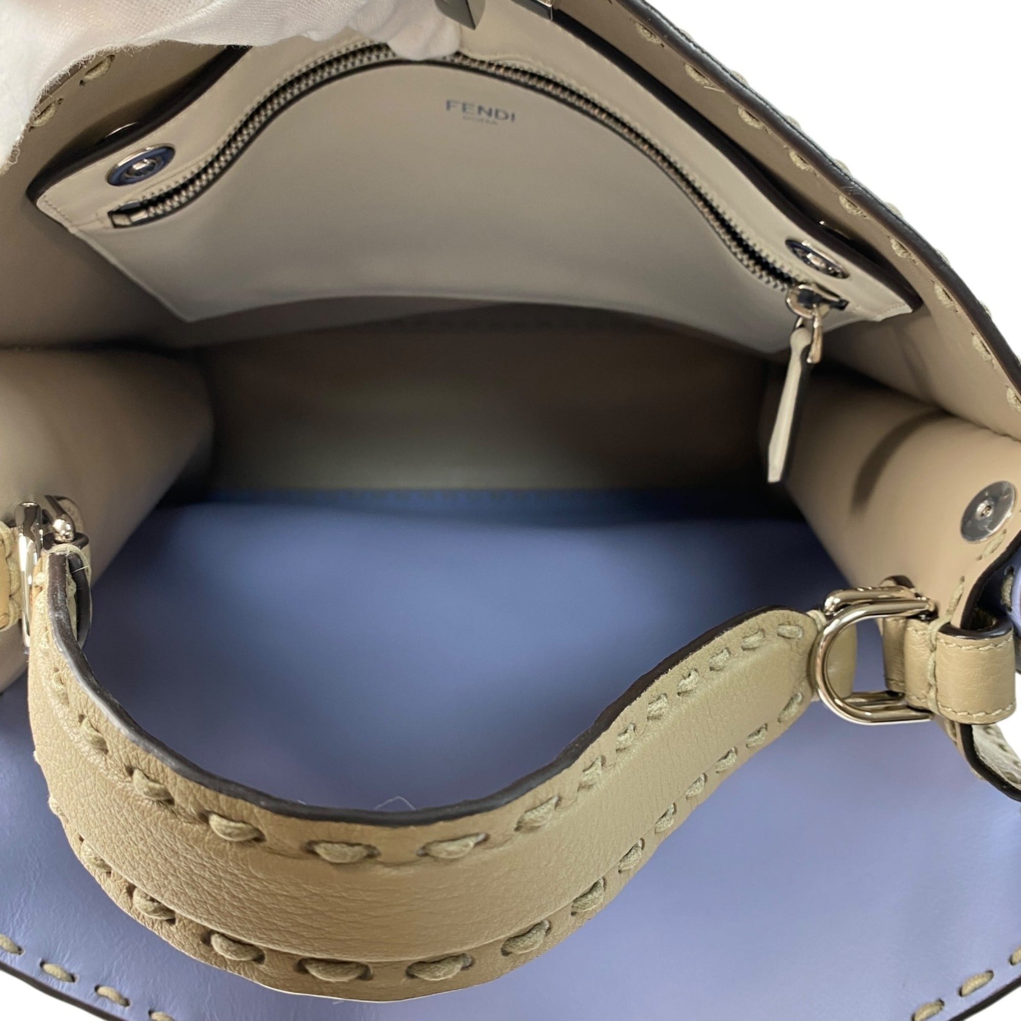 Fendi Beige Leather Shoulder Bag Tote Bag (Pre-Owned)