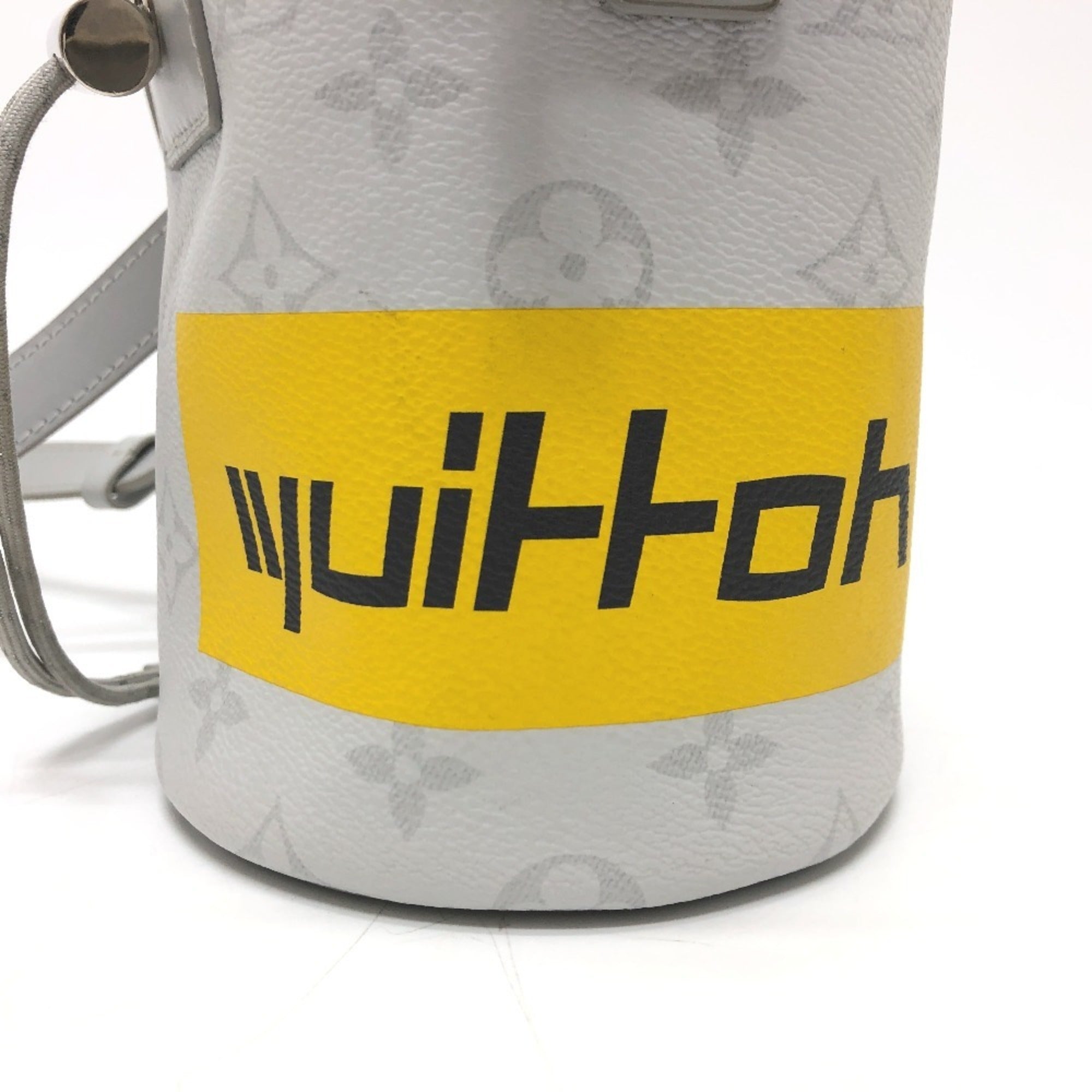 Louis Vuitton White Monogram Shoulder Bag (Pre-Owned)