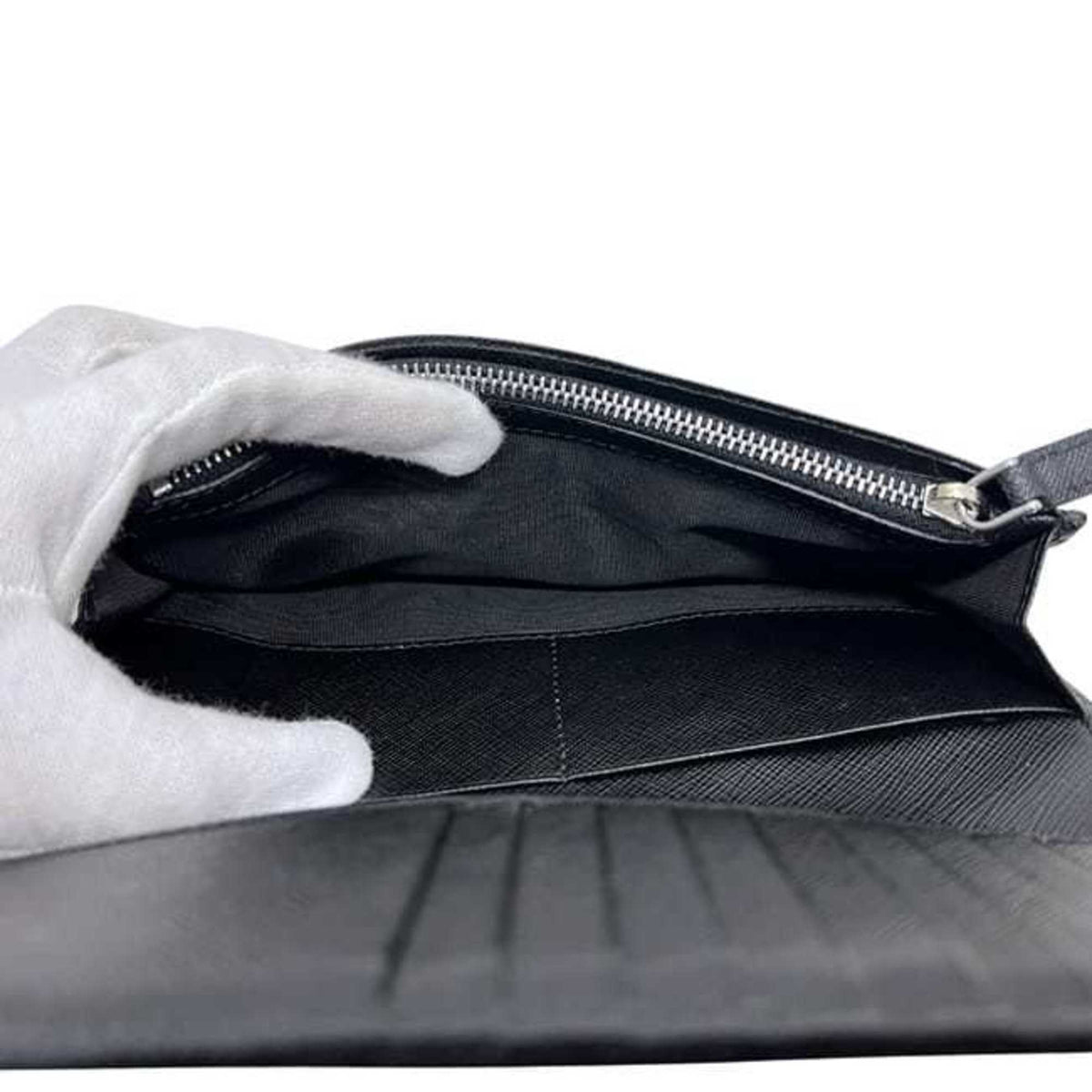 Prada Black Nero Saffiano Long Wallet (Bi-Fold) (Pre-Owned)