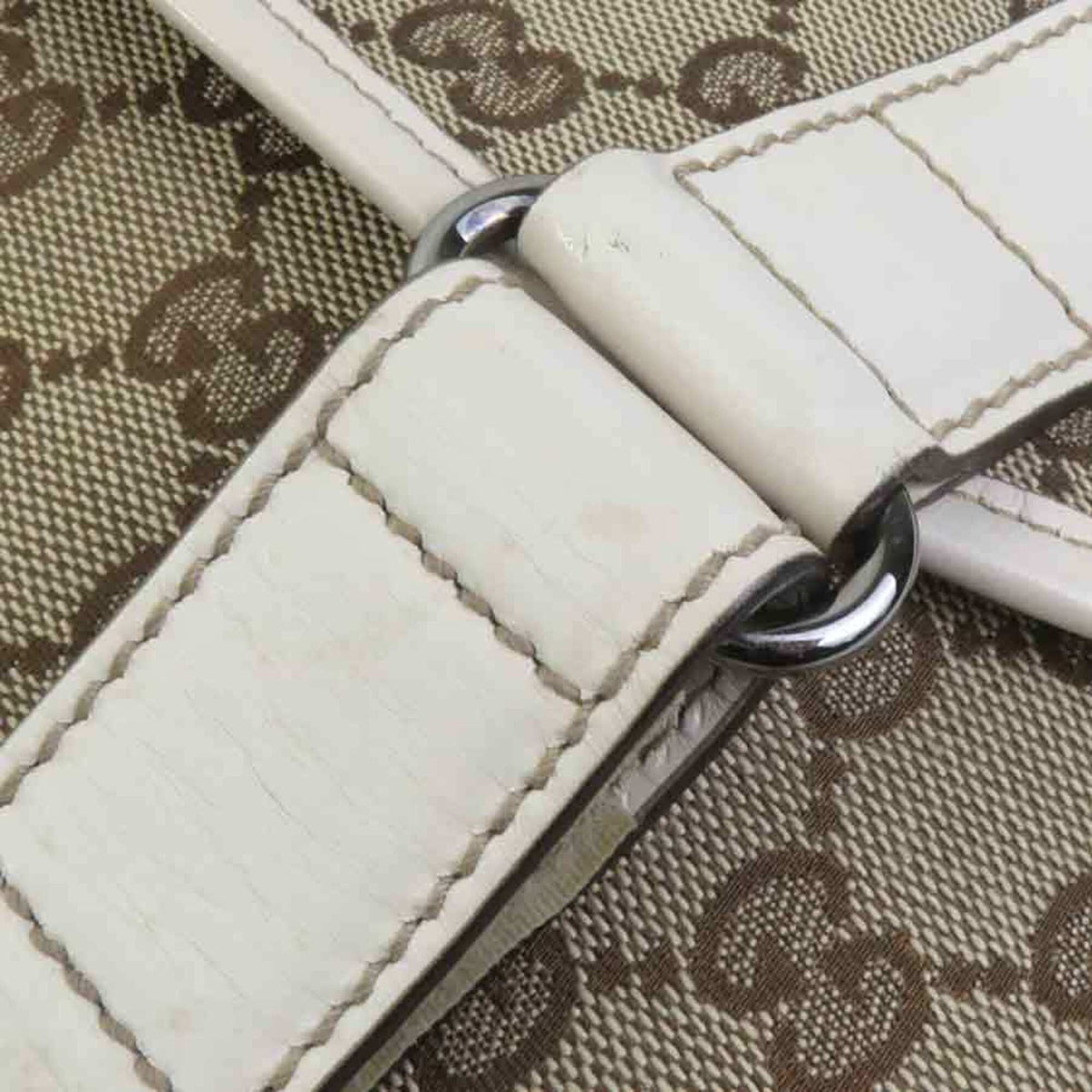 Gucci Brown Ivory Gg Canvas Leather Shoulder Bag (Pre-Owned)