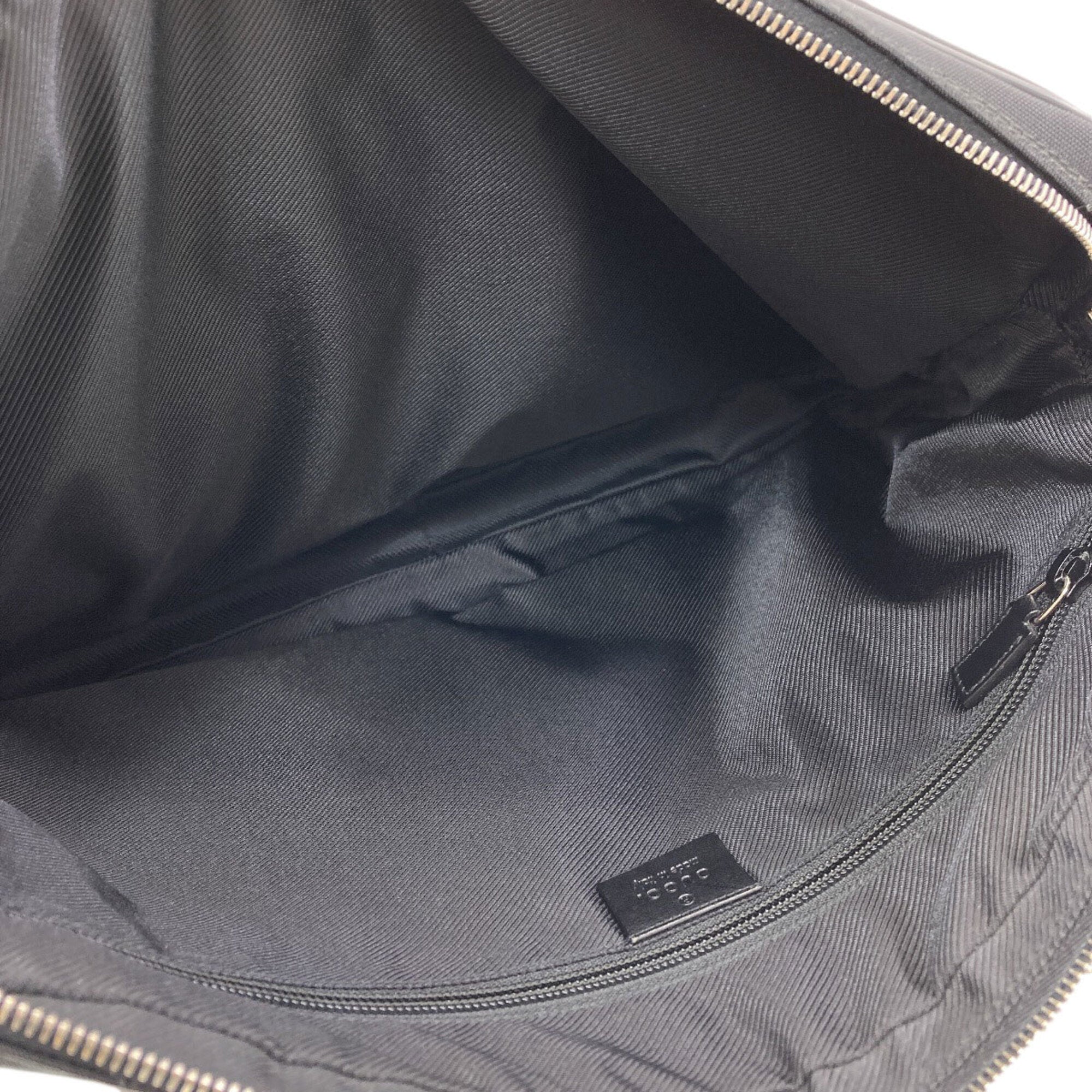 Gucci Black Nylon Canvas Shoulder Bag (Pre-Owned)