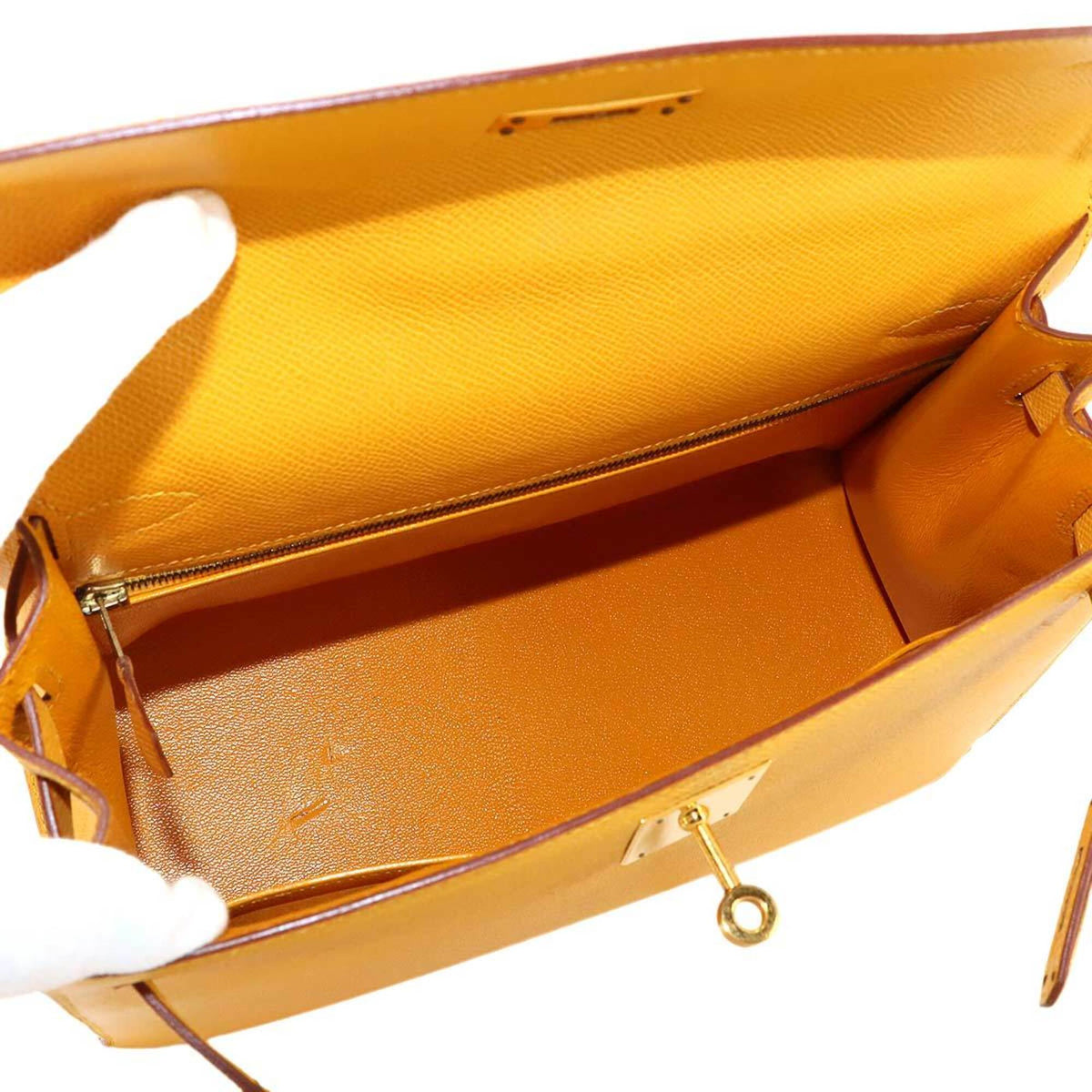 Hermes Jaune Courchevel Leather Handbag (Pre-Owned)