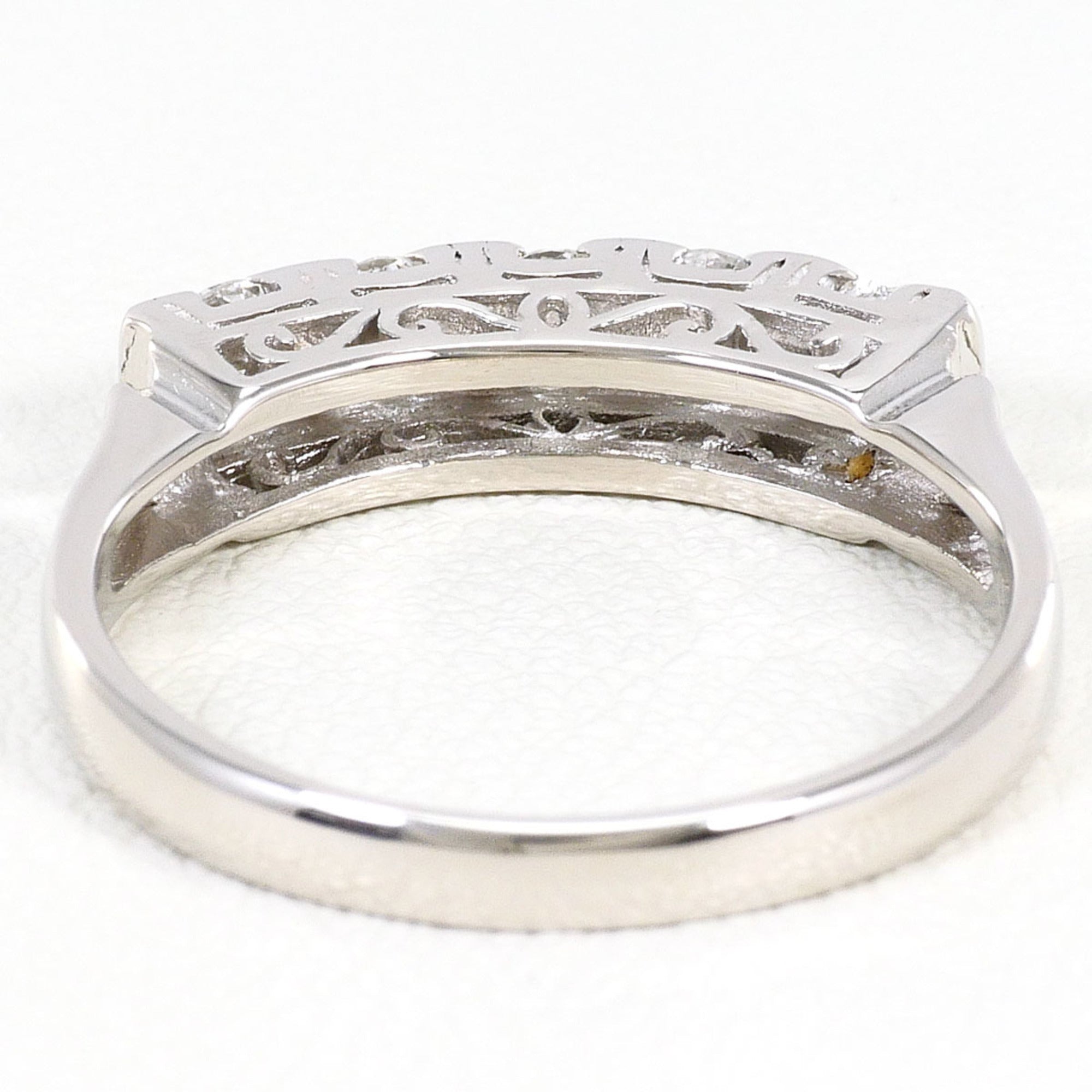 Unbranded Platinum Platinum 900 Band Ring (Pre-Owned)