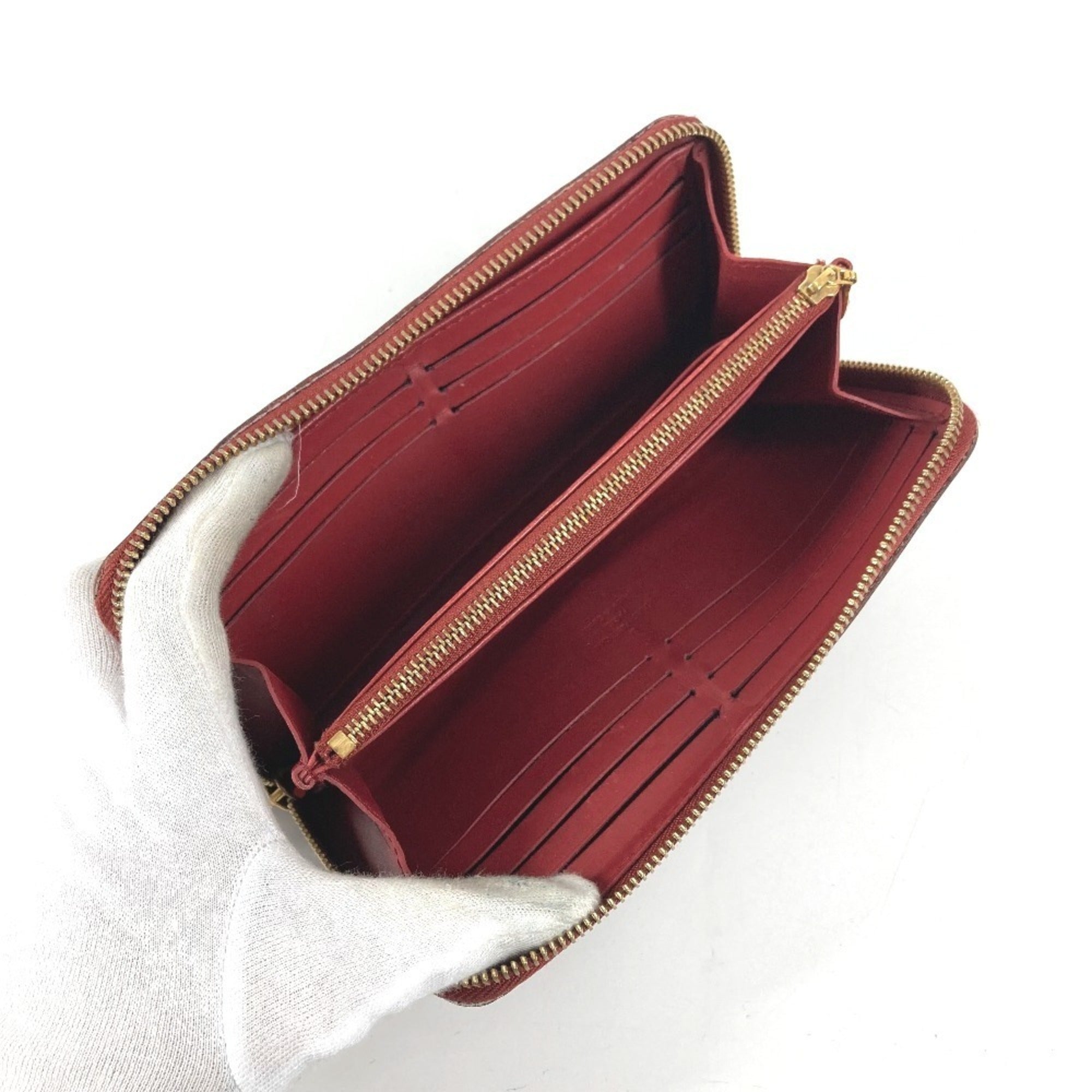 Louis Vuitton Suhali Red Color Suhali Leather Long Wallet (Bi-Fold) (Pre-Owned)