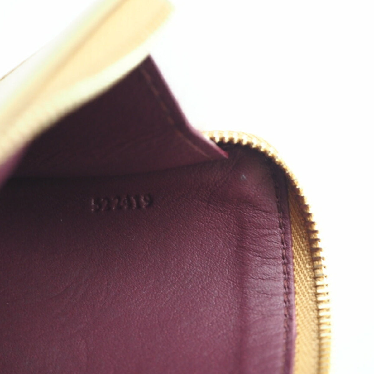 Loewe Bordeaux Yellow Leather Coin Purse/Coin Case (Pre-Owned)