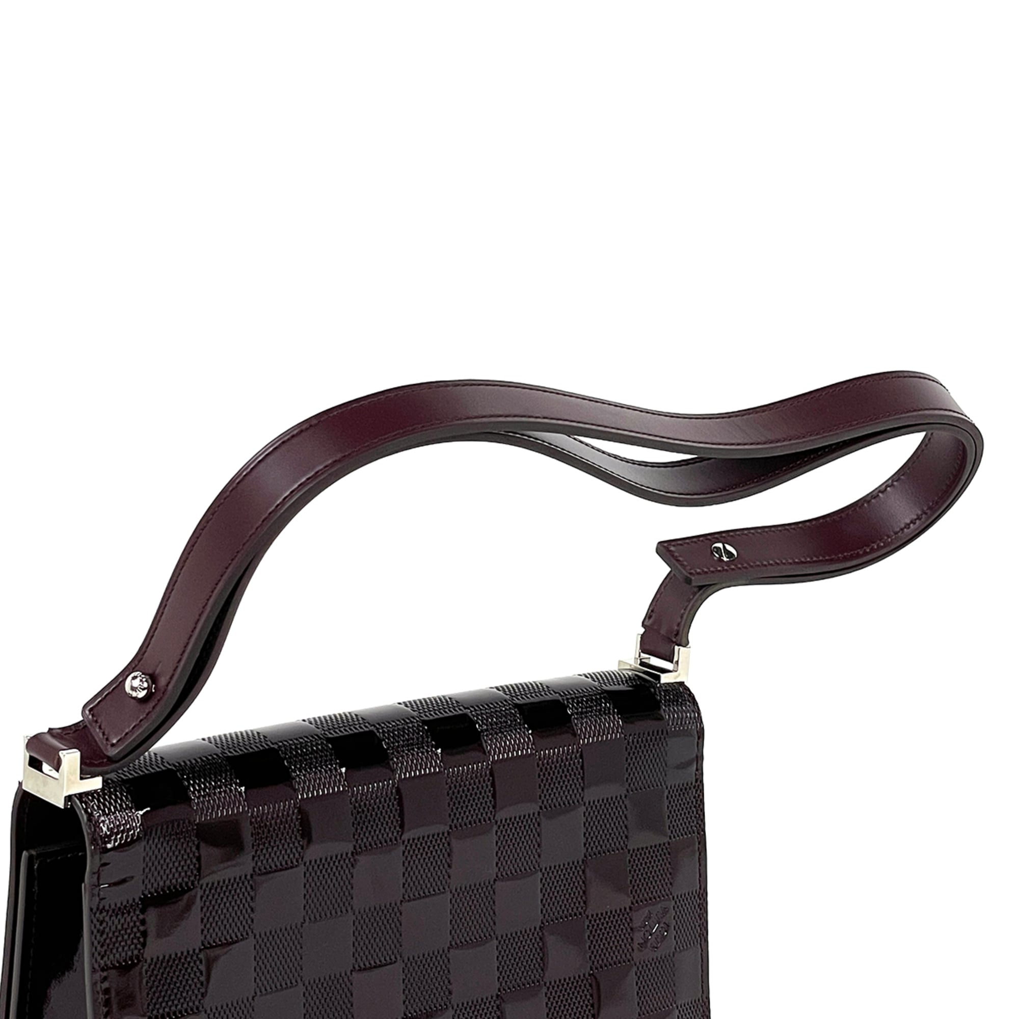 Louis Vuitton Bordeaux Carmine Damier Vernis Shoulder Bag (Pre-Owned)