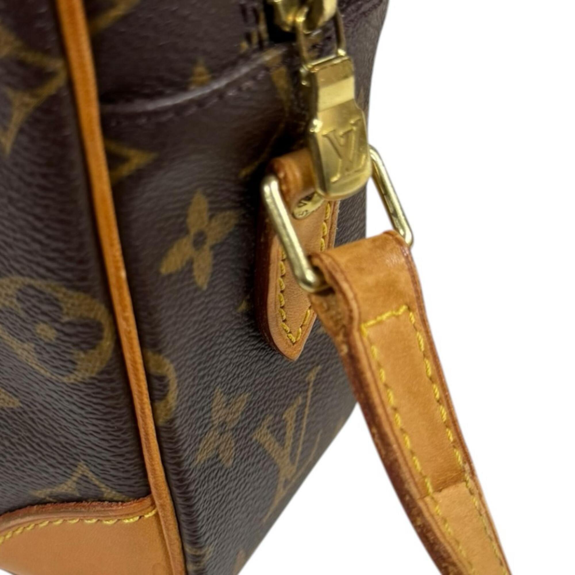 Louis Vuitton Brown Monogram Canvas Shoulder Bag (Pre-Owned)