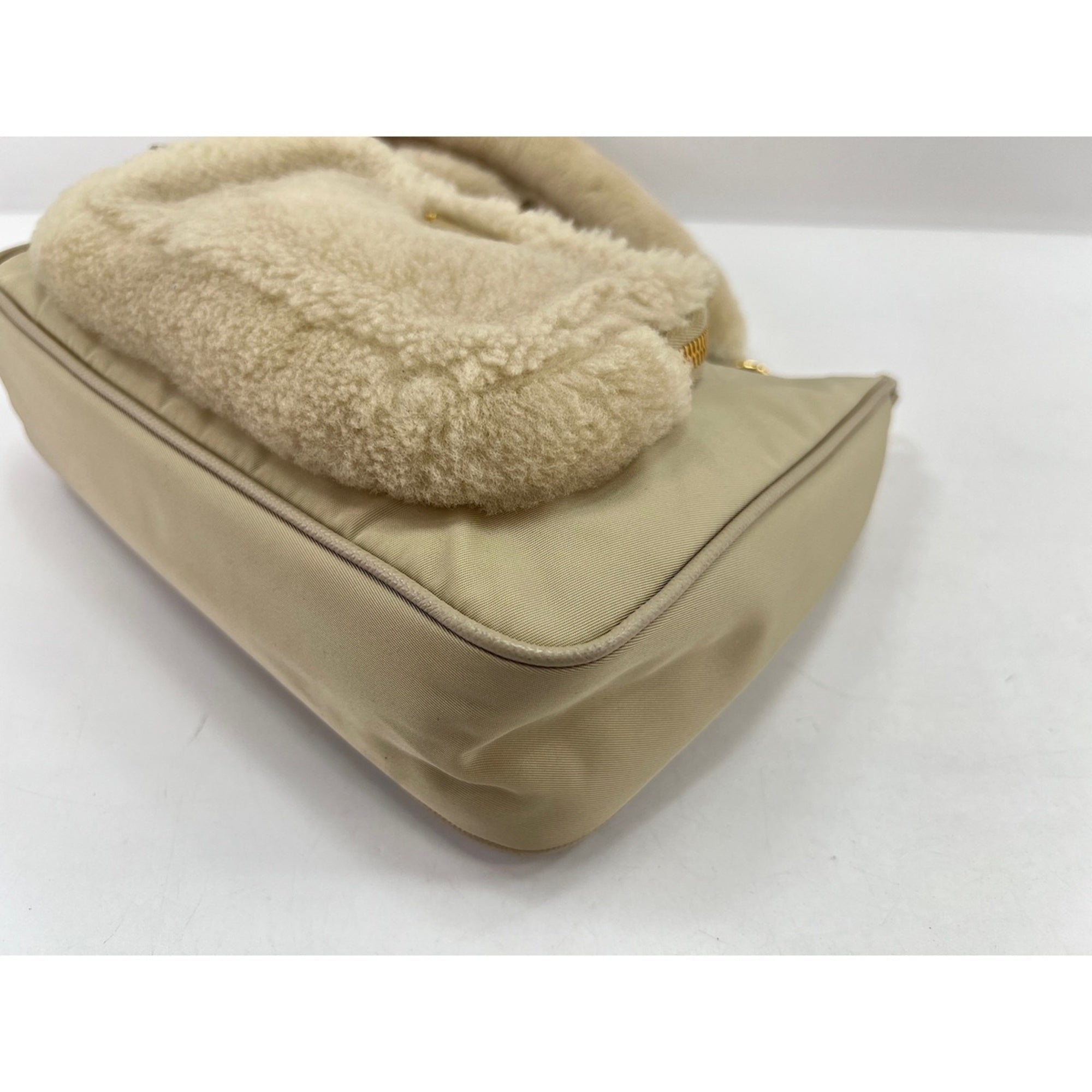 Prada Beige Shoulder Bag (Pre-Owned)
