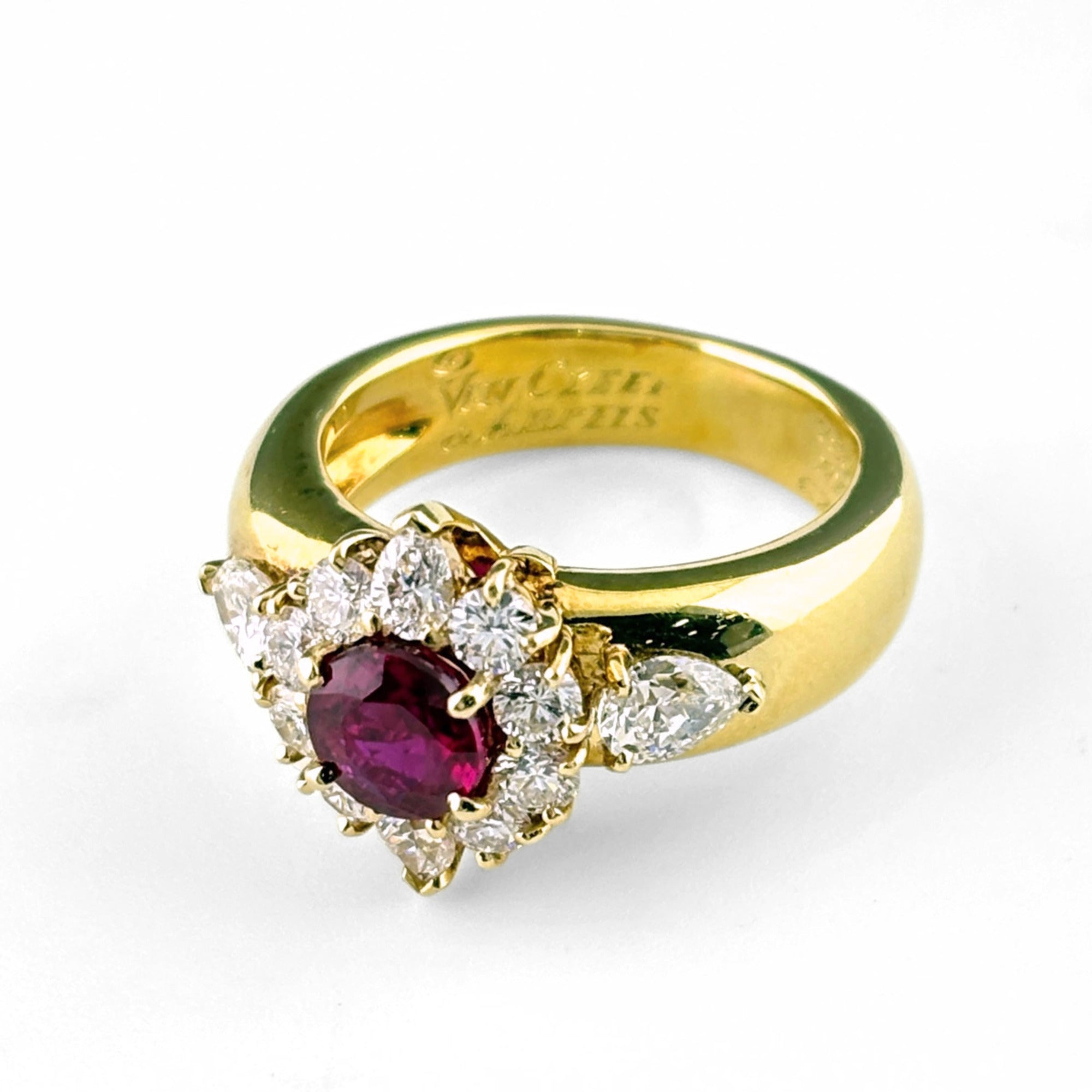 Van Cleef & Arpels Yellow Gold (18K) Band Ring (Pre-Owned)