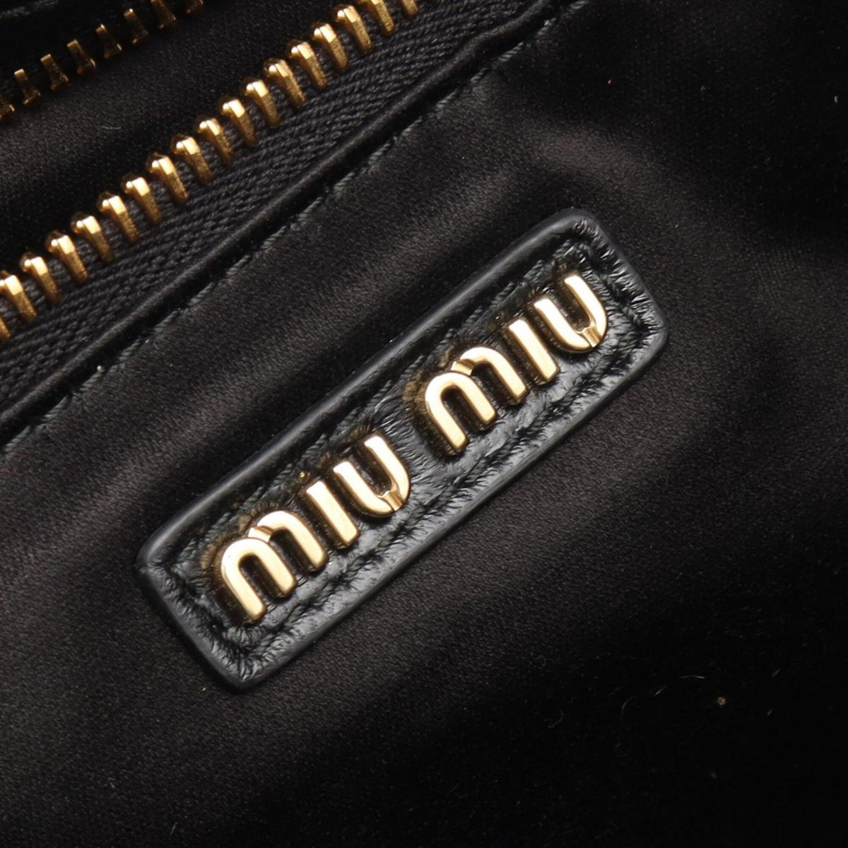 Miu Miu Matelasse Black Leather Handbag Tote Bag (Pre-Owned)