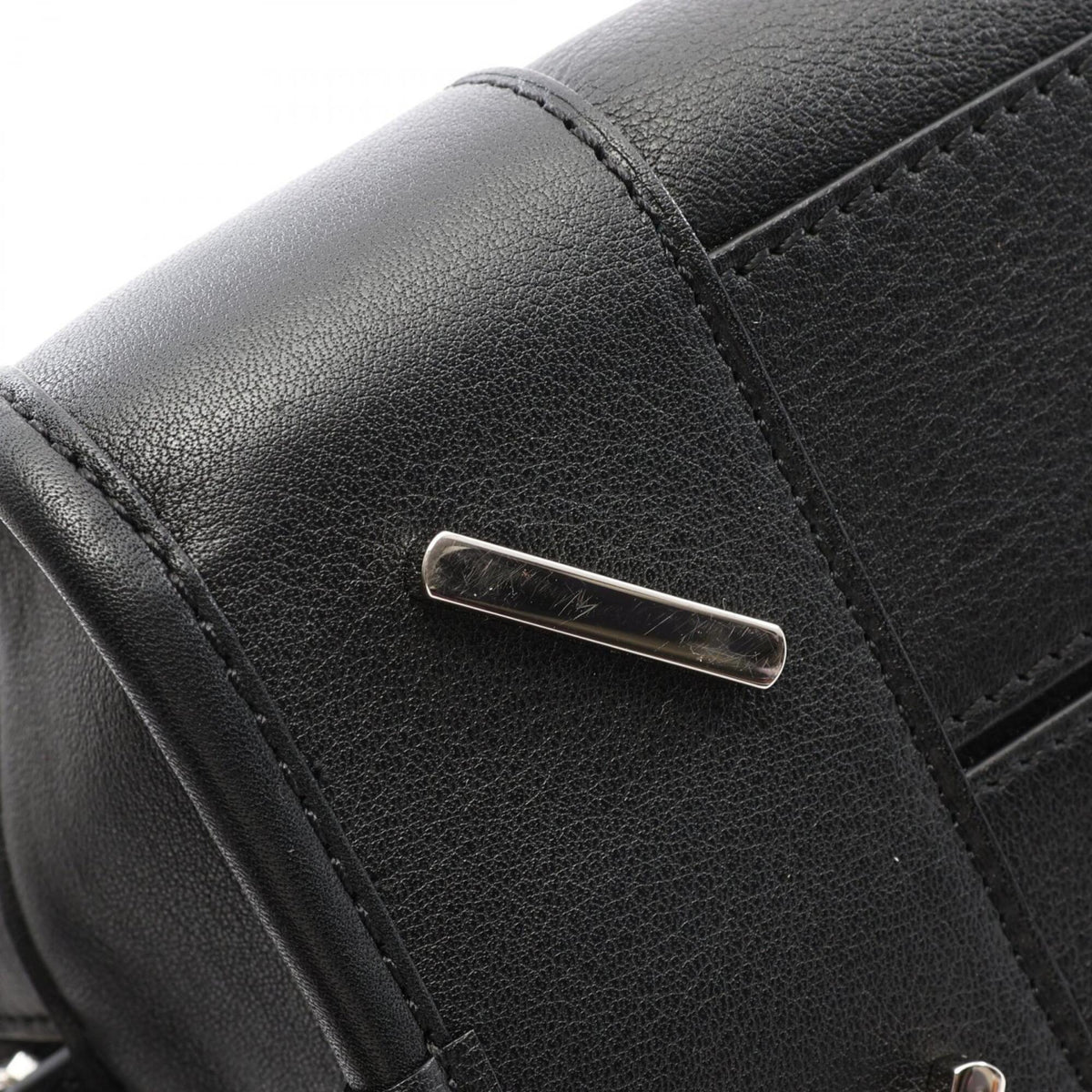 Loewe Black Leather Handbag (Pre-Owned)