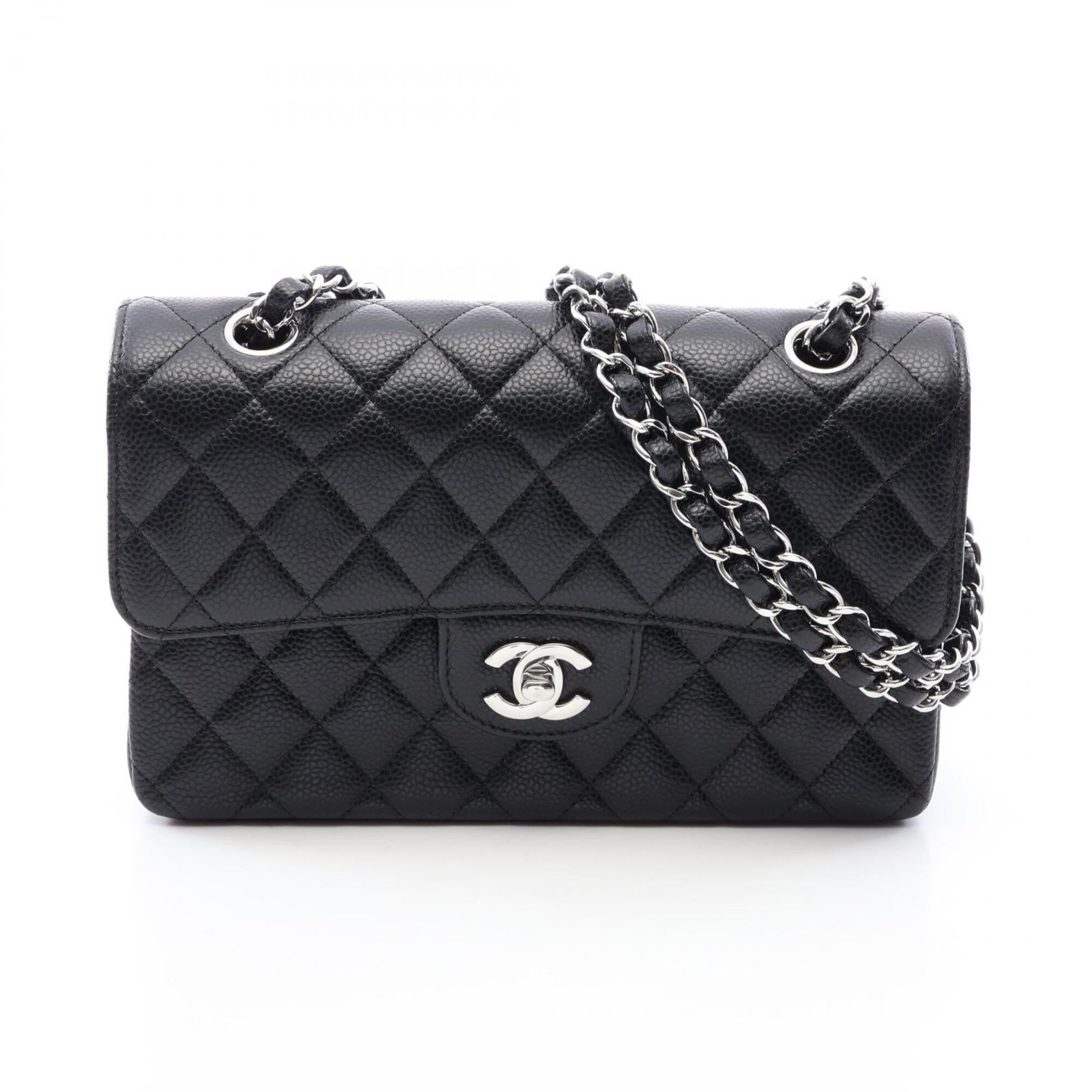 Chanel Black Grained Calfskin Handbag Shoulder Bag (Pre-Owned)