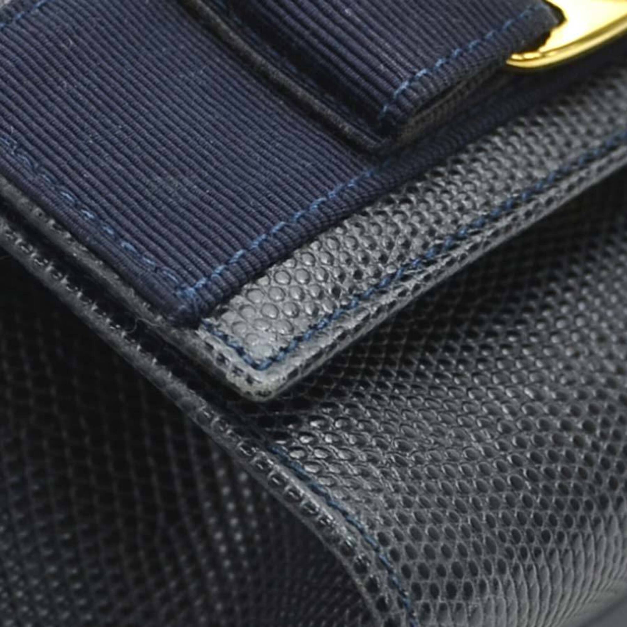 Salvatore Ferragamo Navy Leather Shoulder Bag (Pre-Owned)
