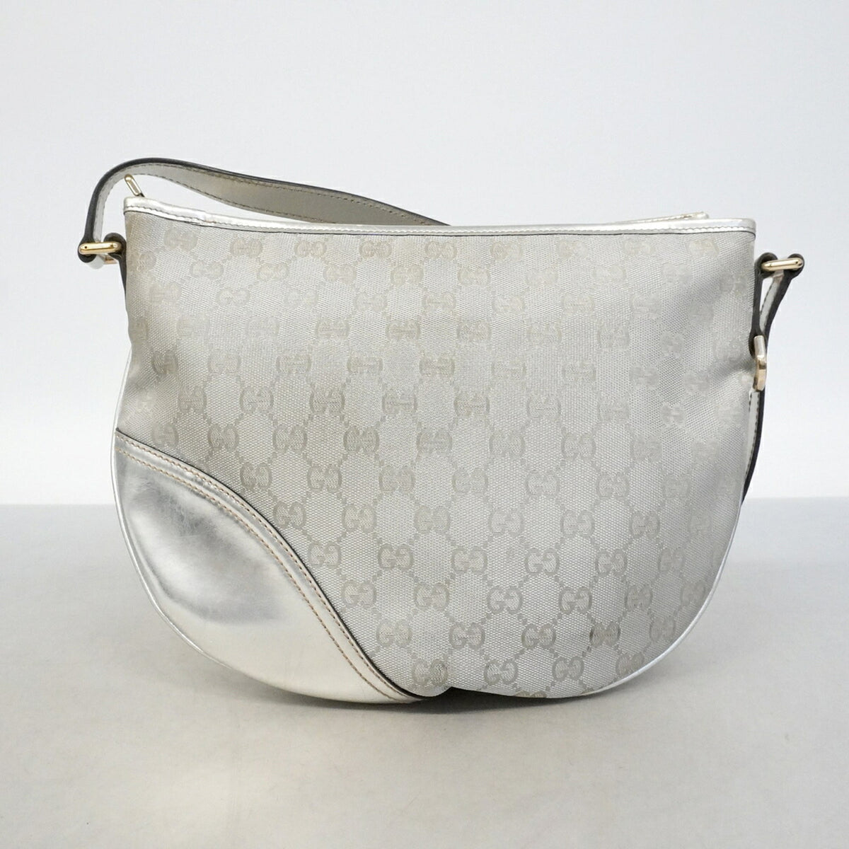 Gucci Silver Canvas Leather Shoulder Bag (Pre-Owned)