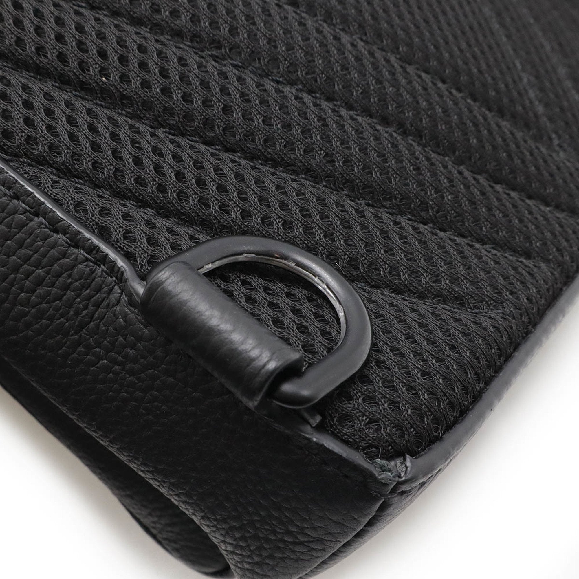 Louis Vuitton Black Noir Leather Shoulder Bag Sling Bag (Pre-Owned)