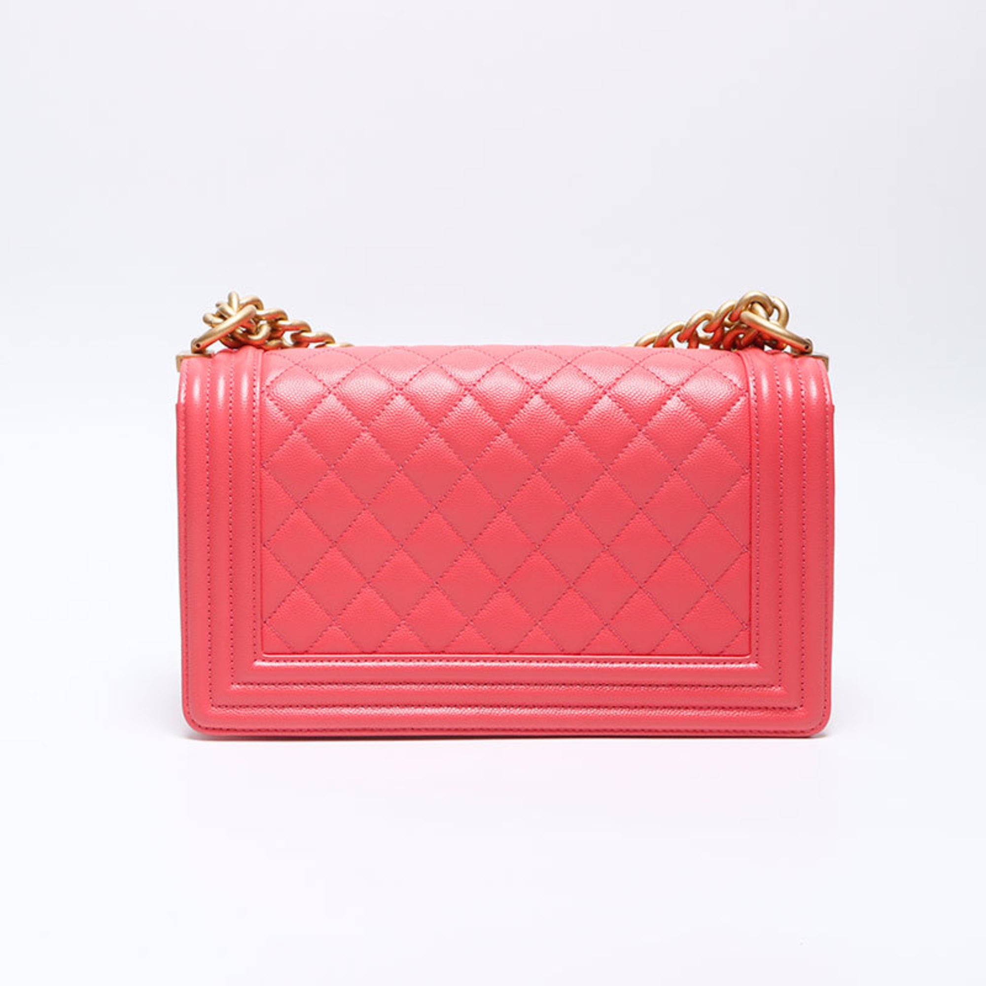 Chanel Pink Shoulder Bag (Pre-Owned)