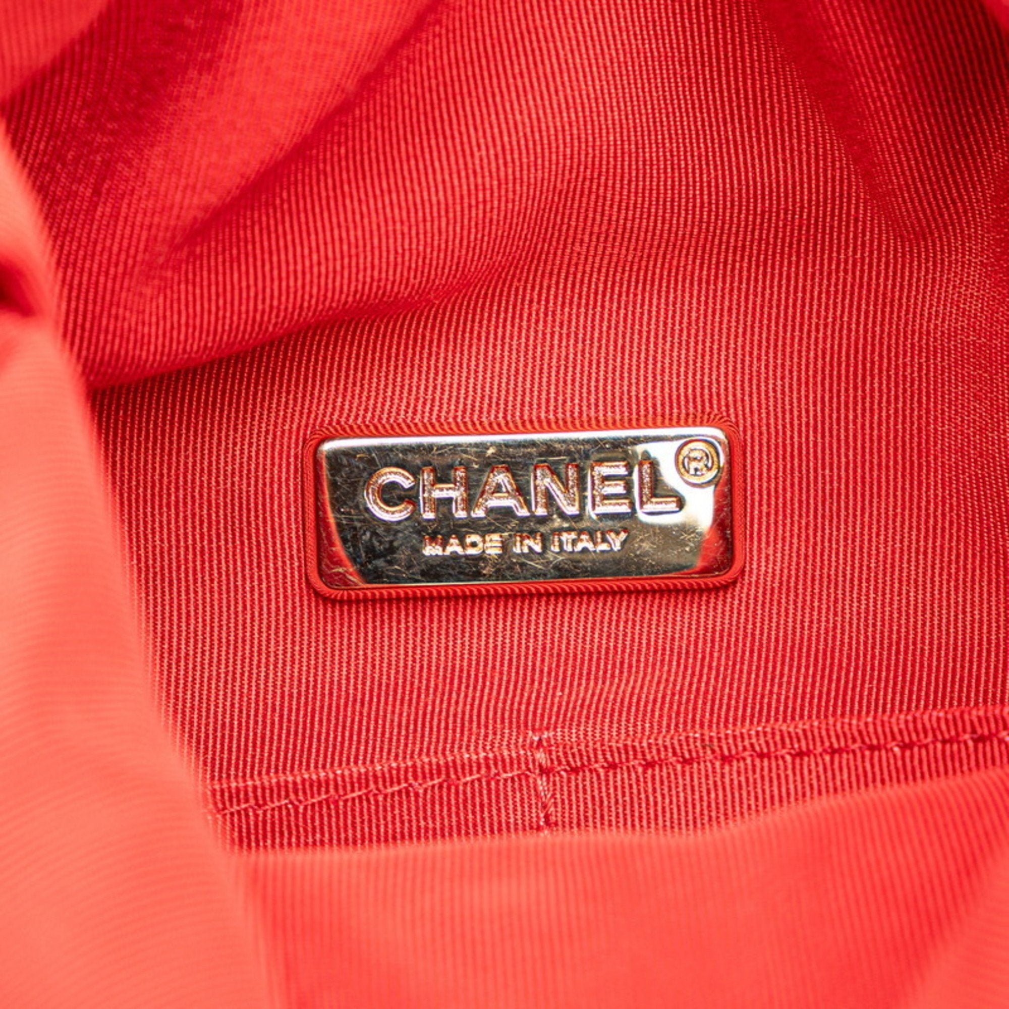 Chanel Red Color Leather Backpack (Pre-Owned)