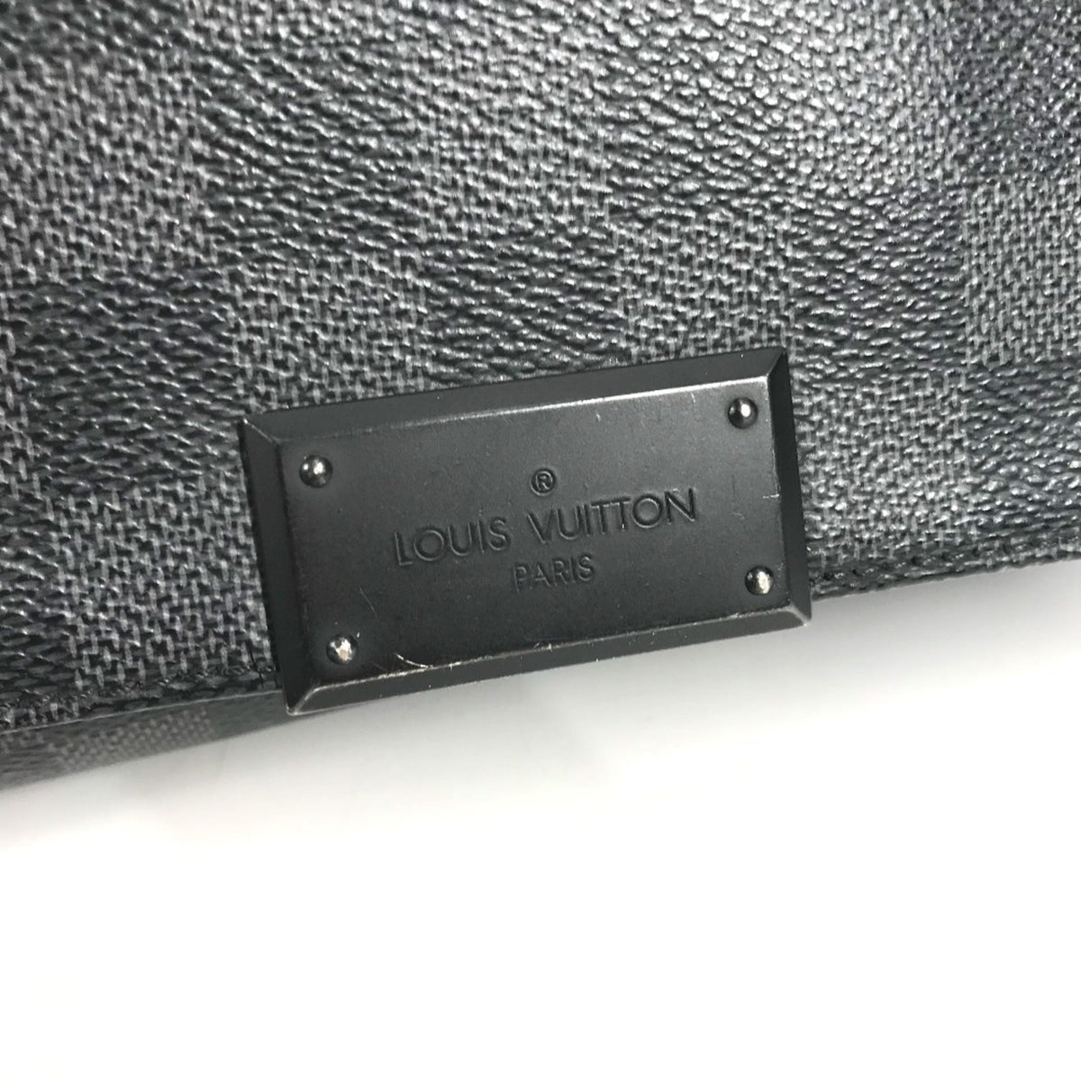 Louis Vuitton Black Damier Graphite Messenger Bag Shoulder Bag (Pre-Owned)