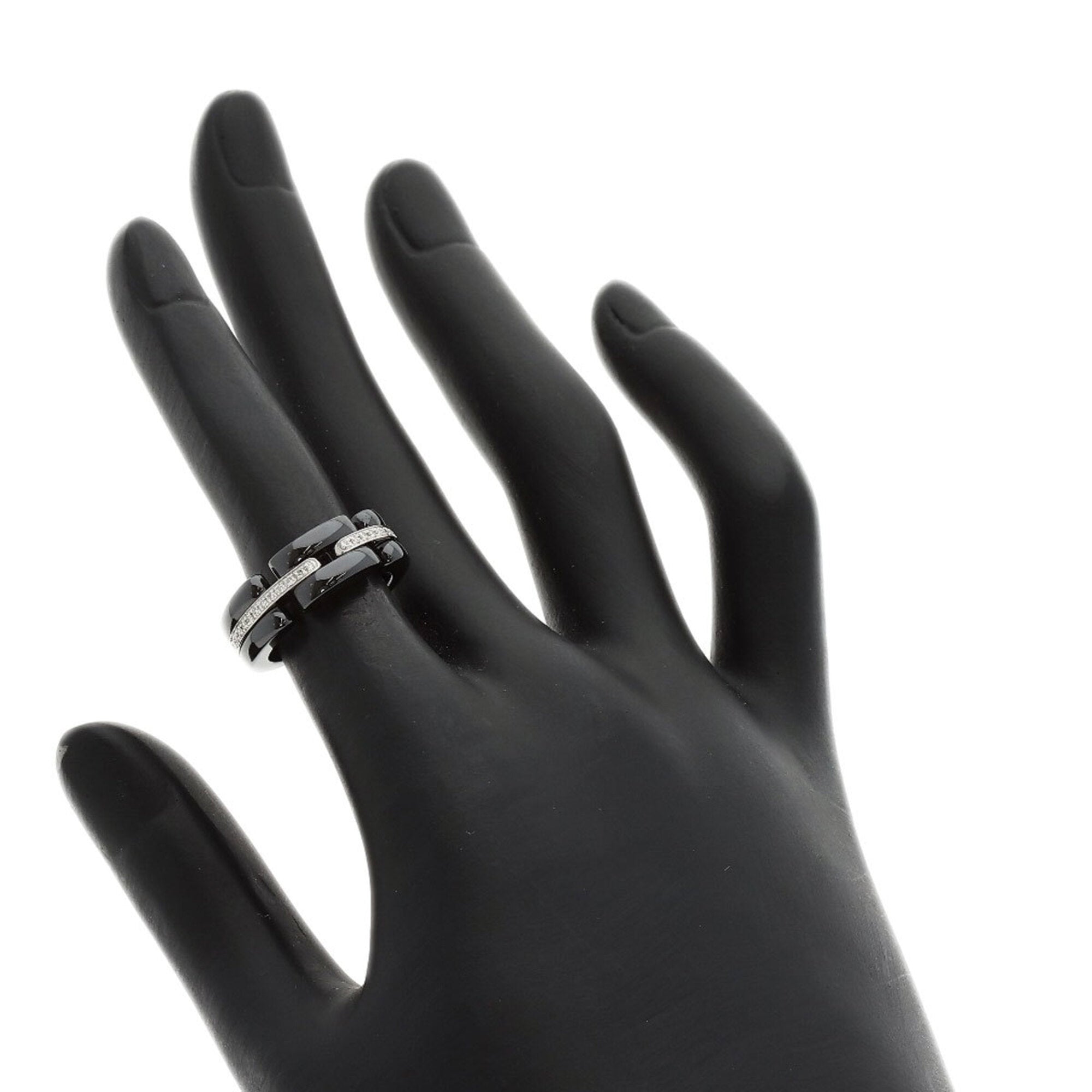 Chanel White Gold (18K) Ceramic Band Ring (Pre-Owned)