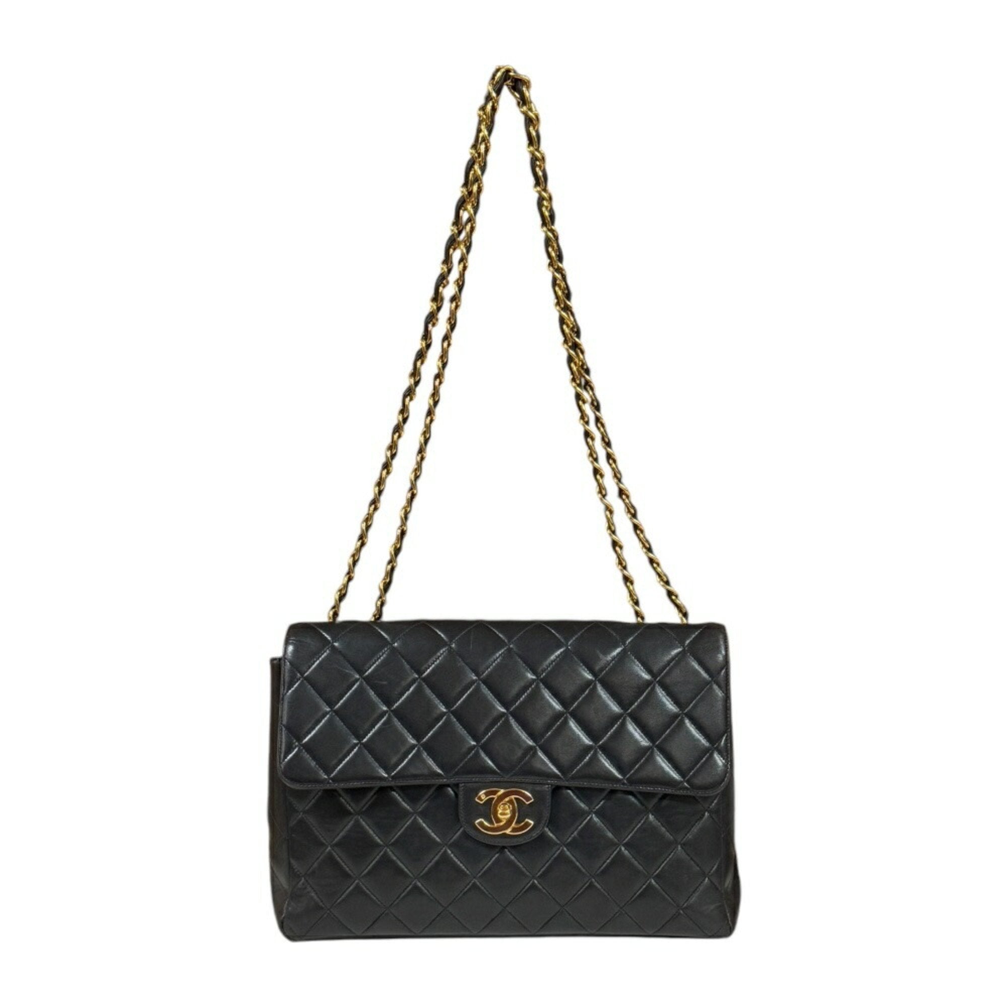 Chanel Black Leather Shoulder Bag (Pre-Owned)