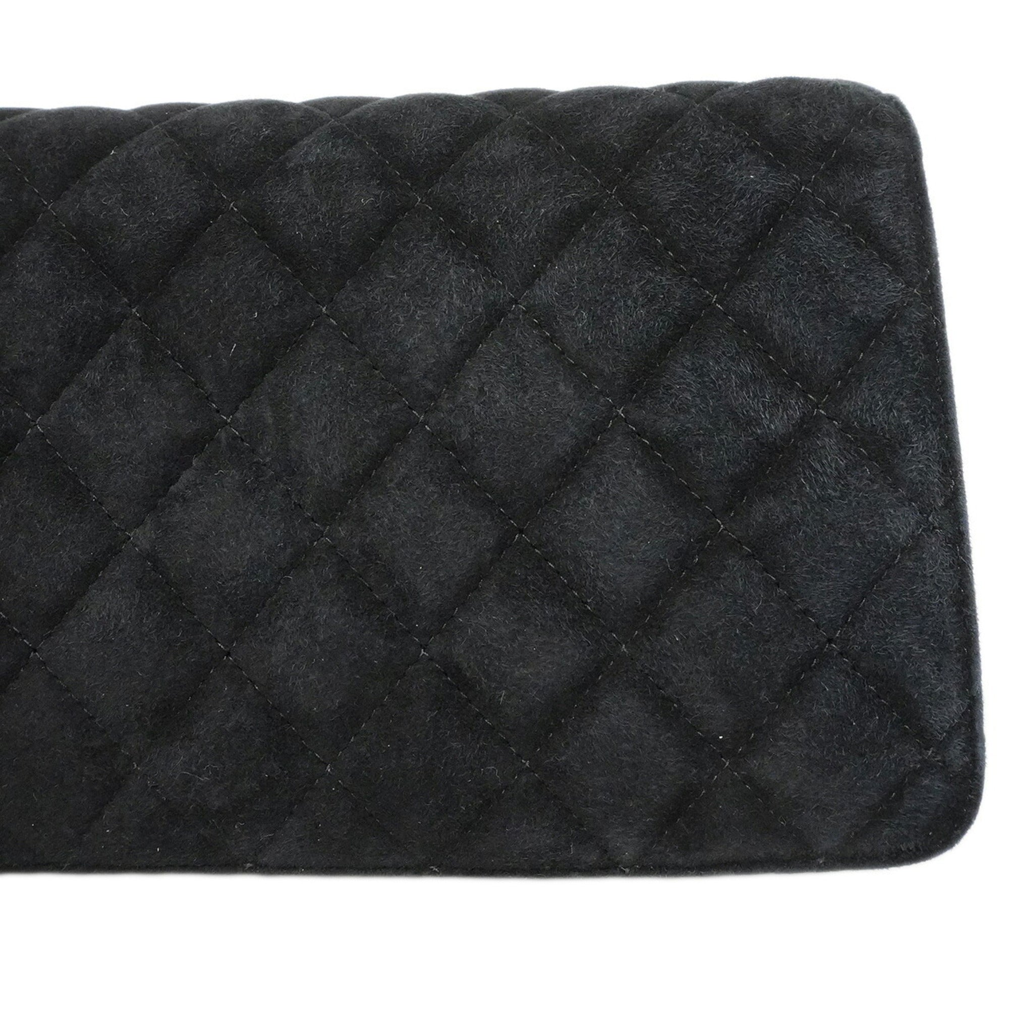 Chanel Black Suede Shoulder Bag (Pre-Owned)