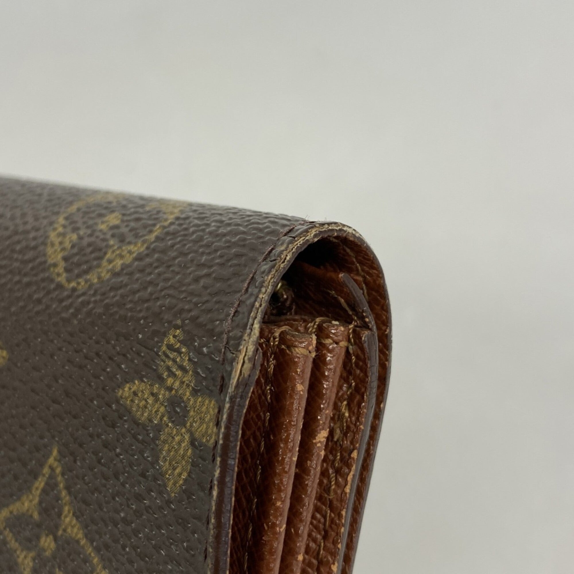 Louis Vuitton Brown Wallet (Bi-Fold) (Pre-Owned)