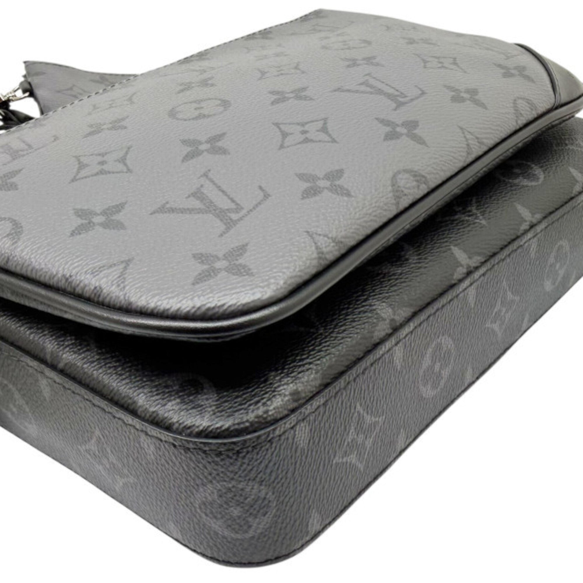 Louis Vuitton Monogram Eclipse Black Gray Monogram Eclipse Monogram Eclipse Pouch Shoulder Bag (Pre-Owned)