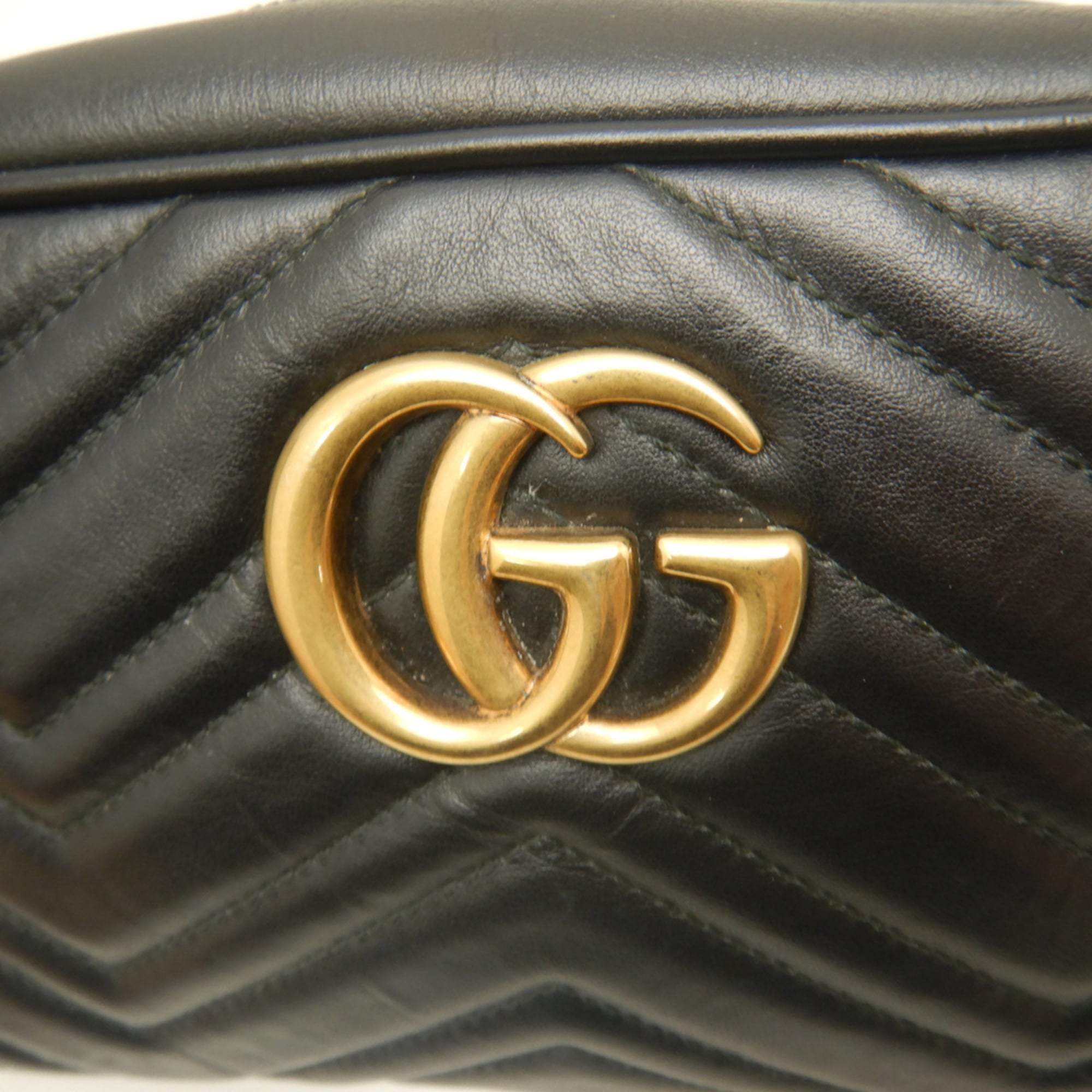 Gucci Black Leather Shoulder Bag (Pre-Owned)