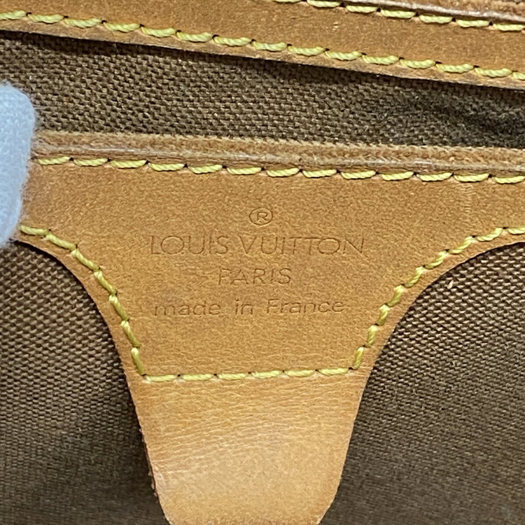 Louis Vuitton Brown Handbag (Pre-Owned)