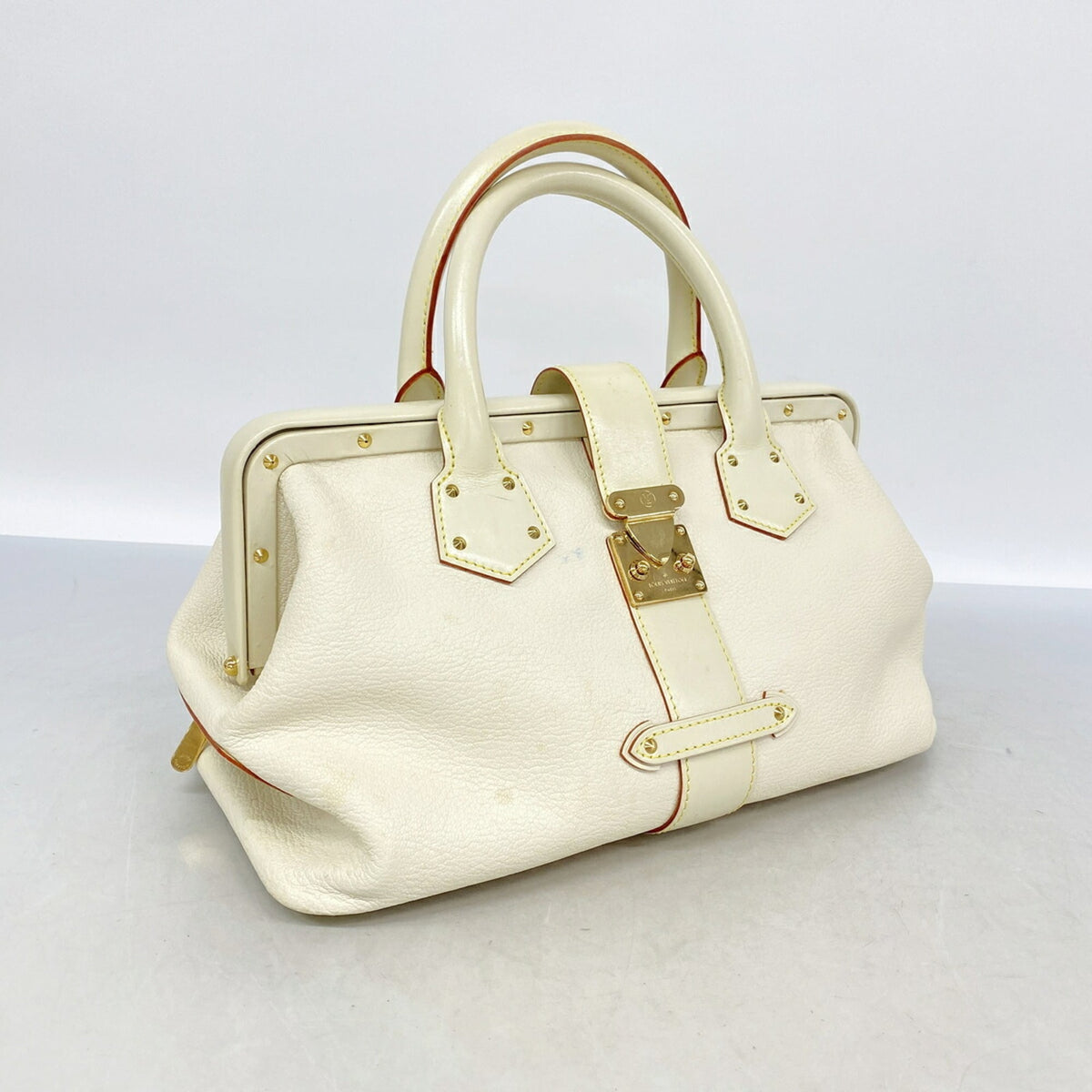 Louis Vuitton Blanc Handbag (Pre-Owned)