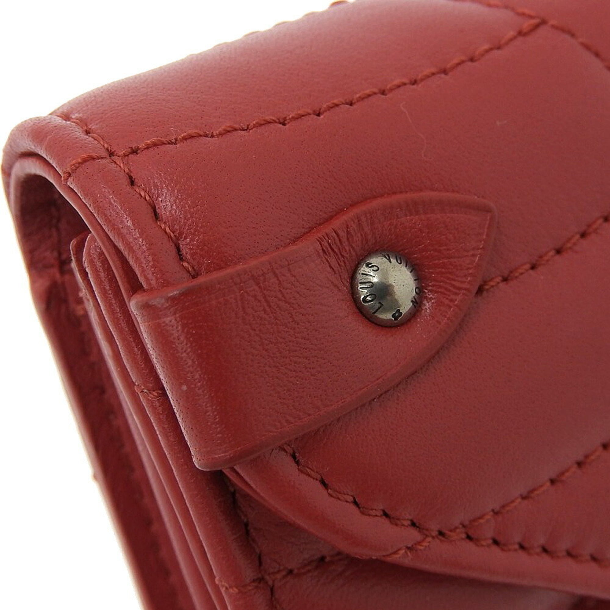 Louis Vuitton Red Color Leather Long Wallet (Bi-Fold) (Pre-Owned)