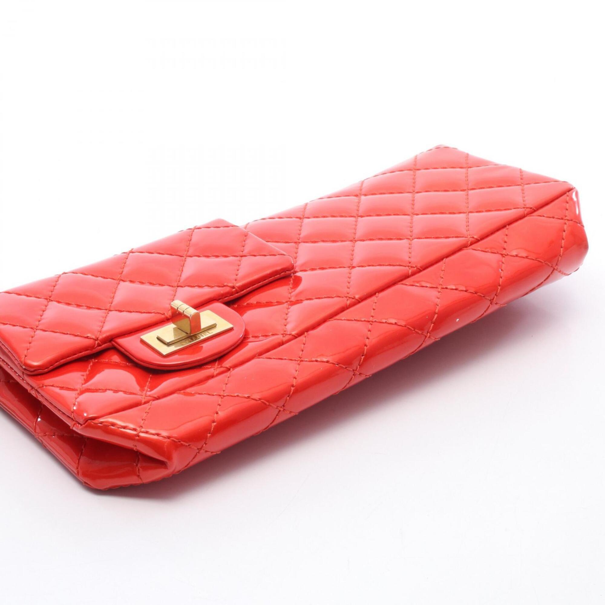 Chanel Red Color Patent Leather Handbag Shoulder Bag (Pre-Owned)