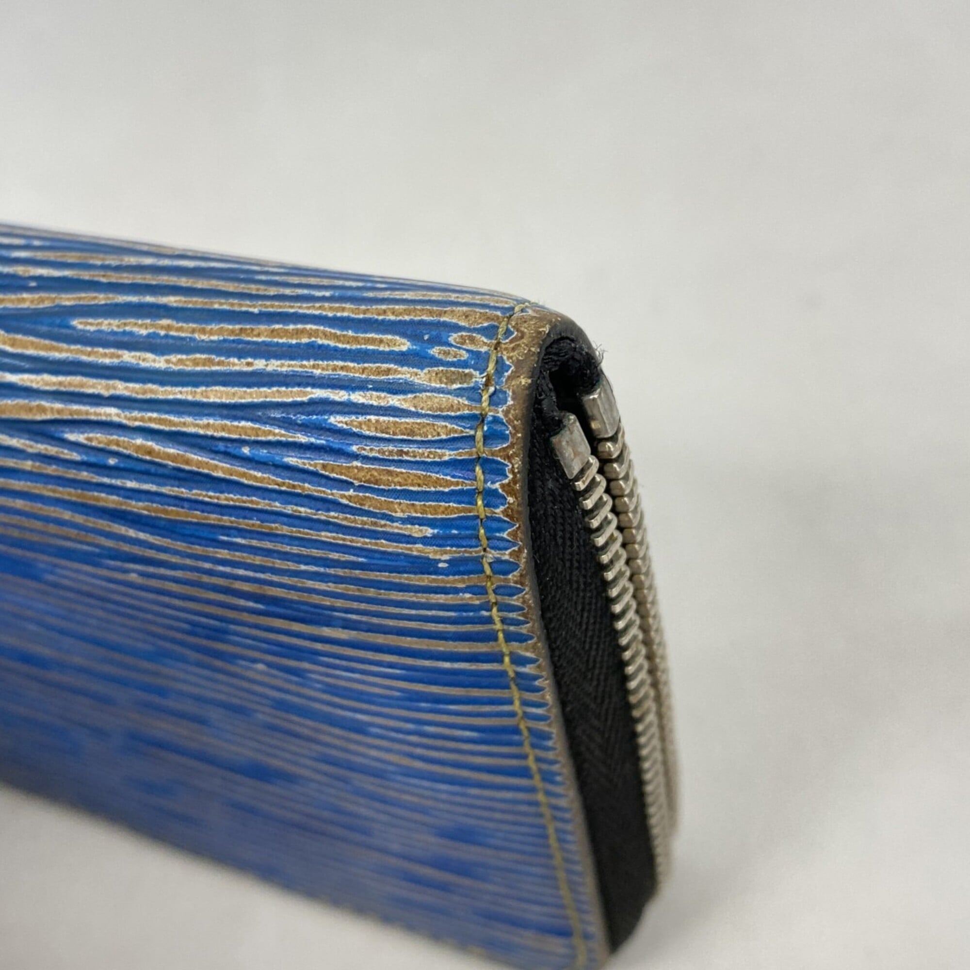 Louis Vuitton Blue Coin Purse/Coin Case (Pre-Owned)